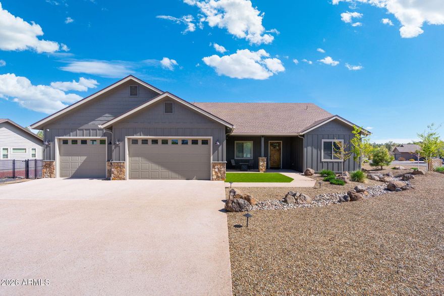 Welcome to 2712 W Highland Meadows Dr in Williams, Arizona, a stunning newer home tucked into the desirable Highland Meadows area near Elephant Rocks Golf Course. This spacious 4-bedroom, 3-bath home offers over 3,100 square feet of beautiful Northern Arizona living with a peaceful mountain setting, cooler temperatures, and gorgeous surroundings. Just minutes from historic downtown Williams, Route 66, the Grand Canyon Railway, Bearizona, Cataract Lake, and Kaibab National Forest, this home is perfect as a full-time residence, second home, or luxury mountain escape. Enjoy quiet golf-course-area living while still being close to restaurants, shopping, outdoor recreation, and one of Arizona's most charming gateway towns.