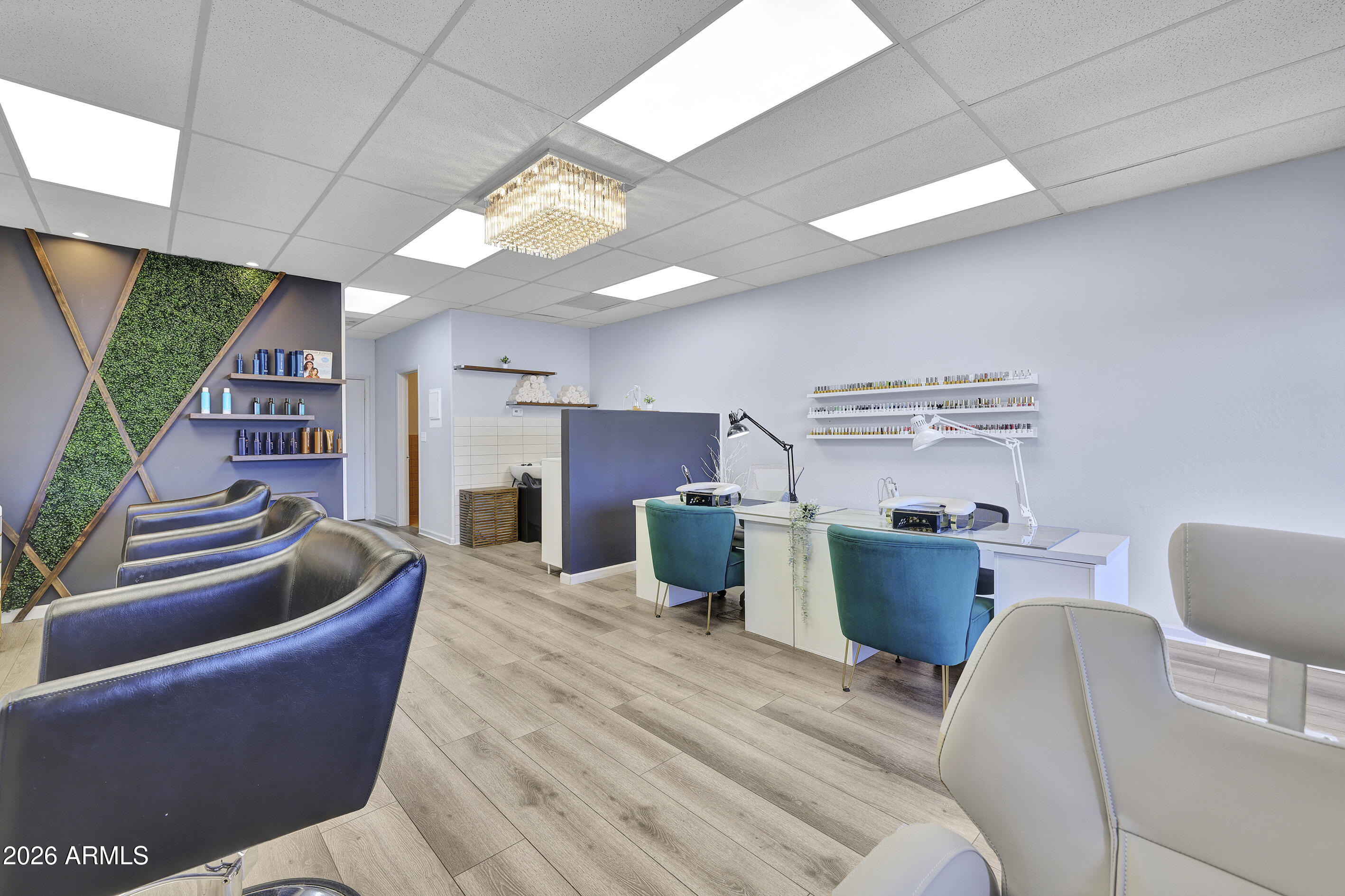 3920 N MILLER Road 103