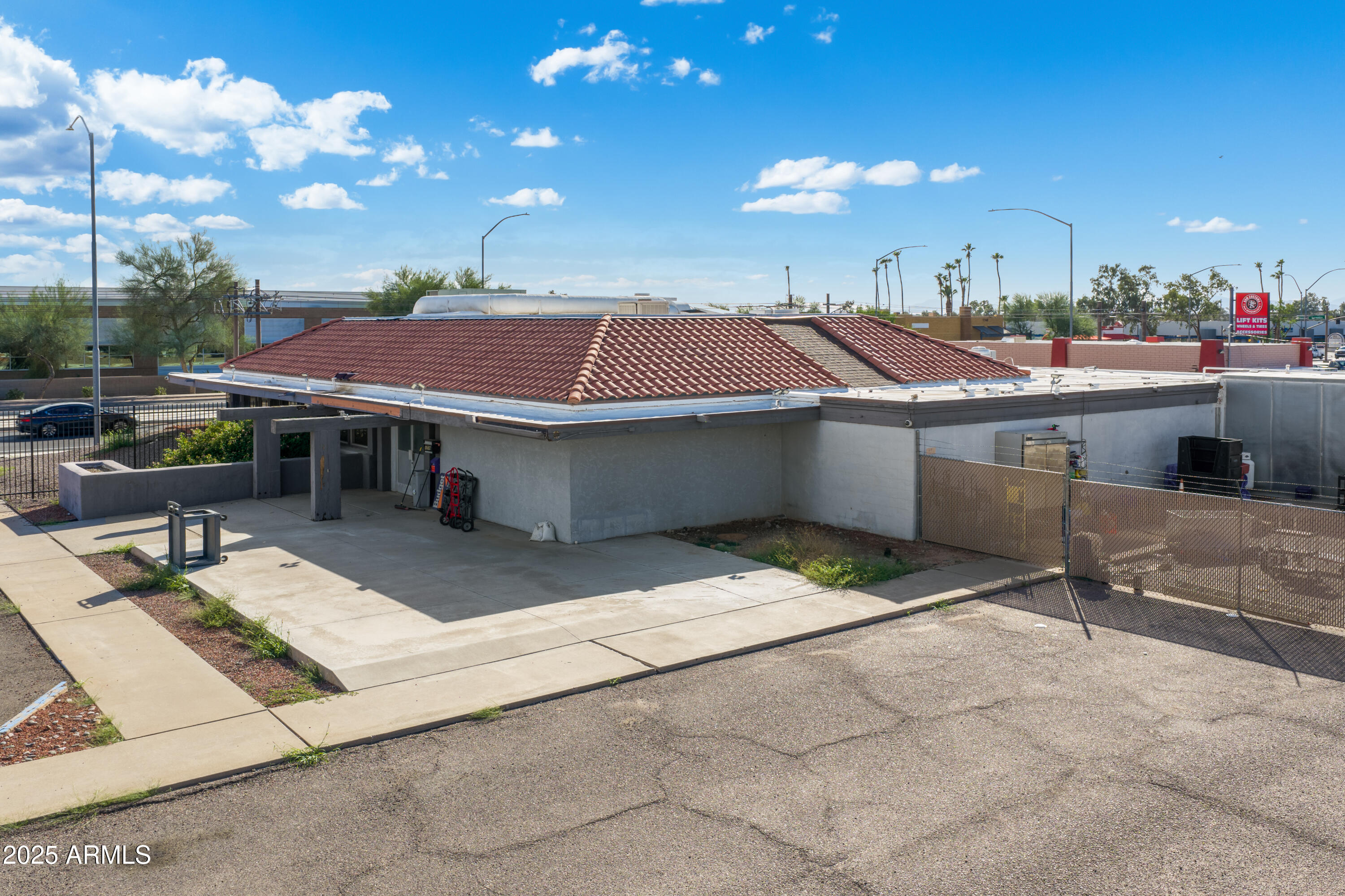 CASA MESA 2 - Commercial Sale