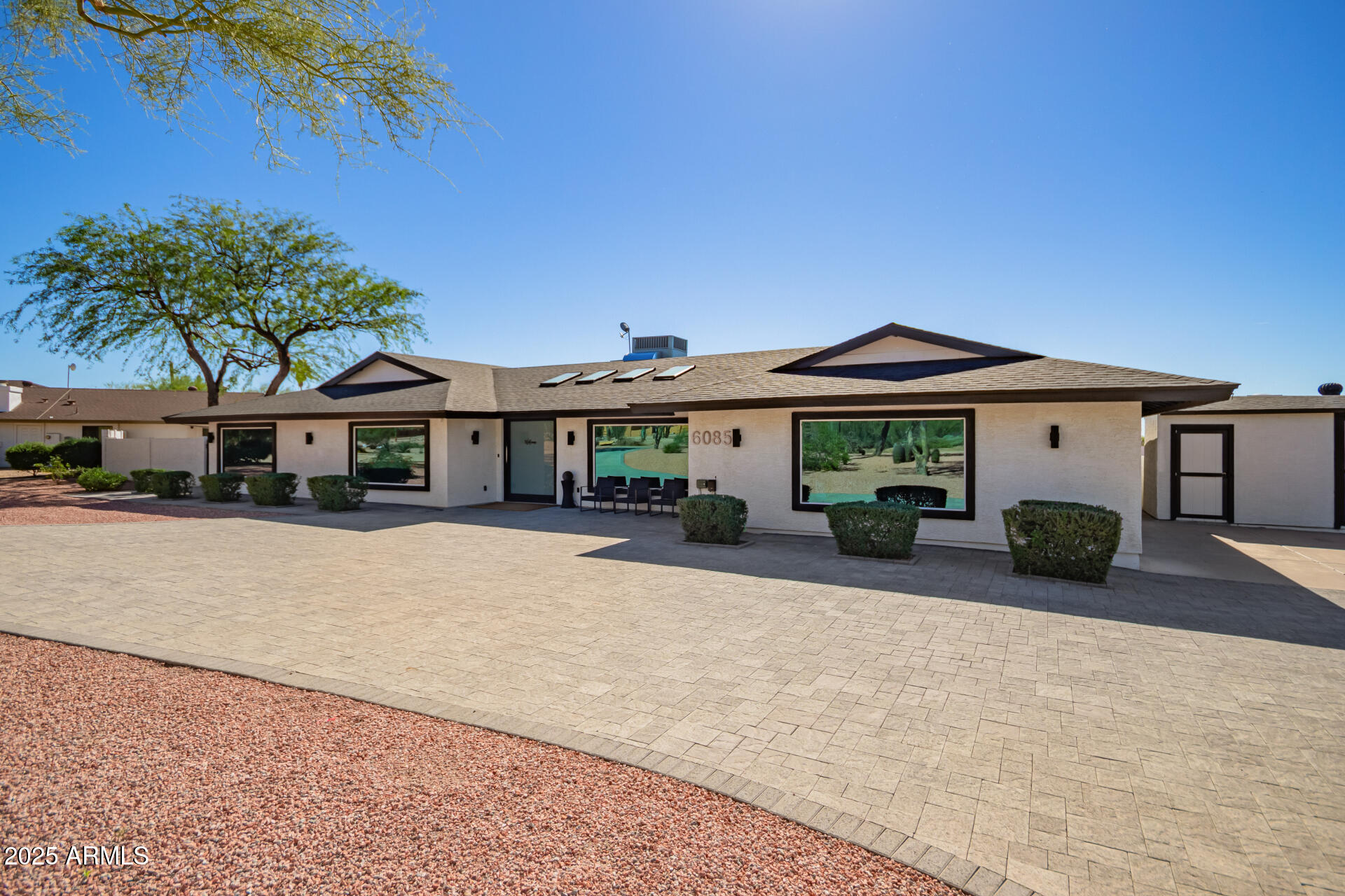 6085 E QUAIL TRACK Drive