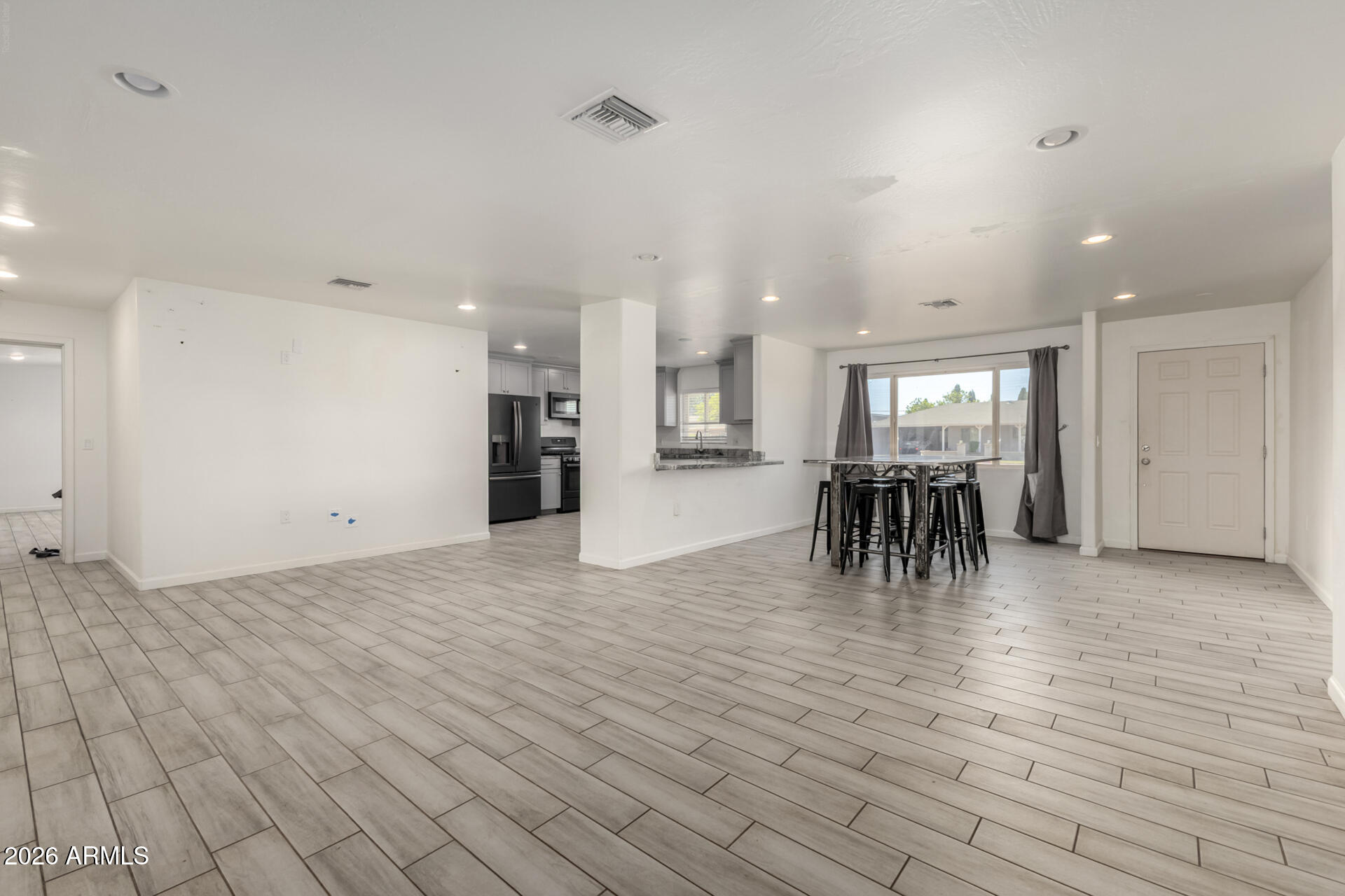 136 E PALMCROFT Drive