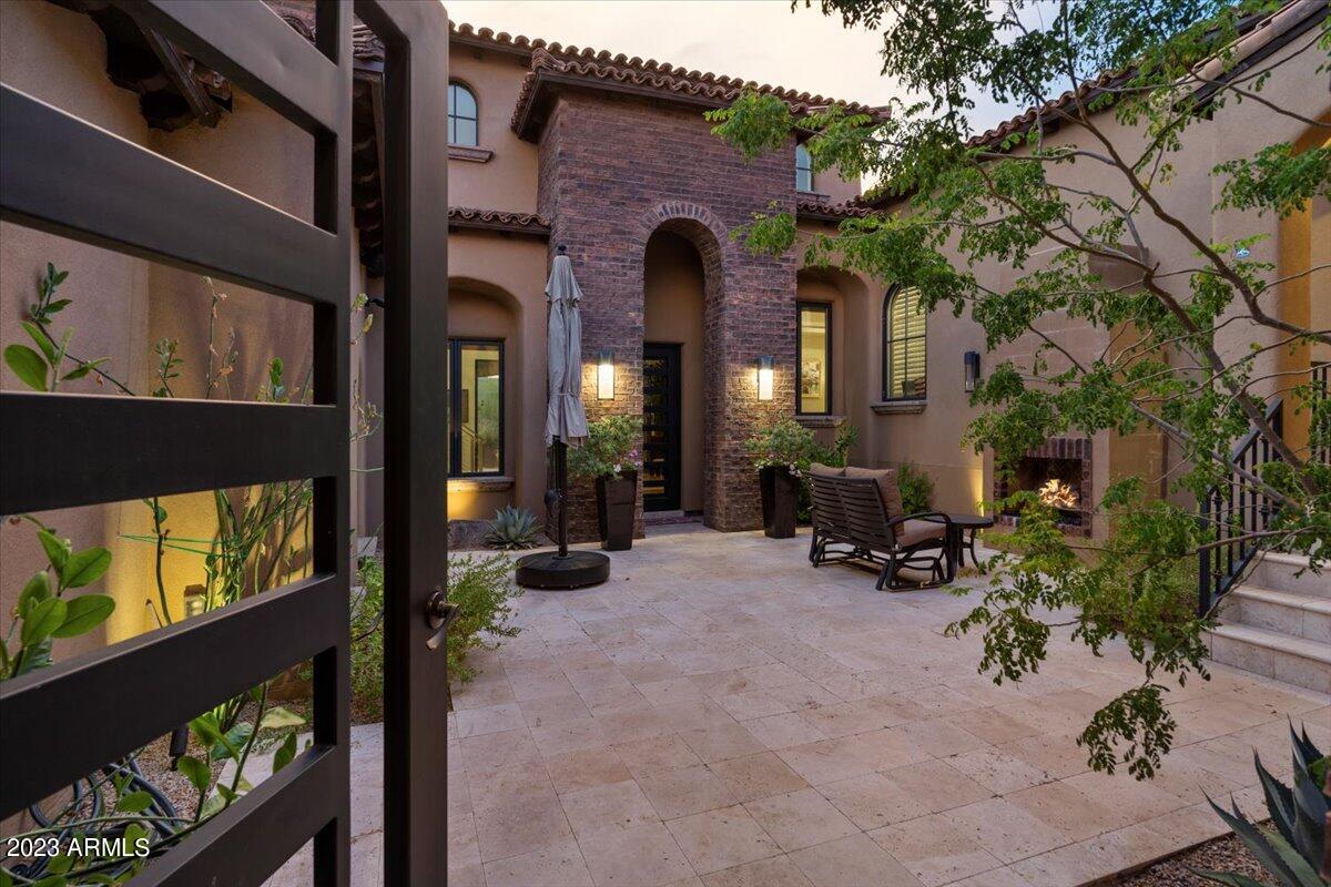 DESERT MOUNTAIN - Residential