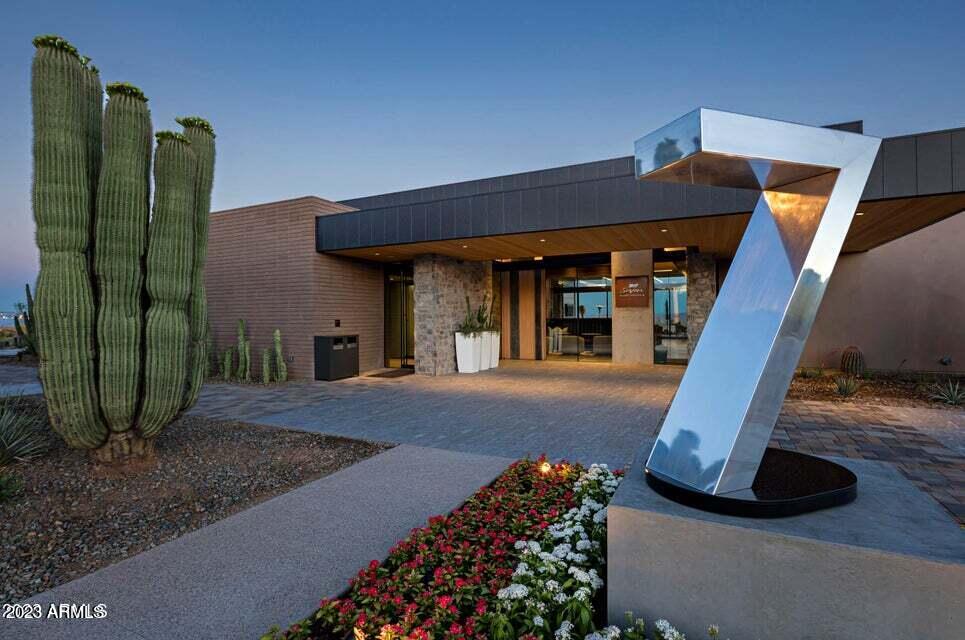 DESERT MOUNTAIN - Residential