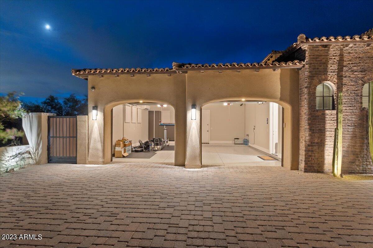 DESERT MOUNTAIN - Residential