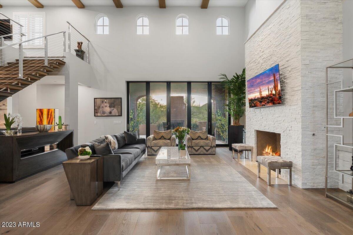 DESERT MOUNTAIN - Residential