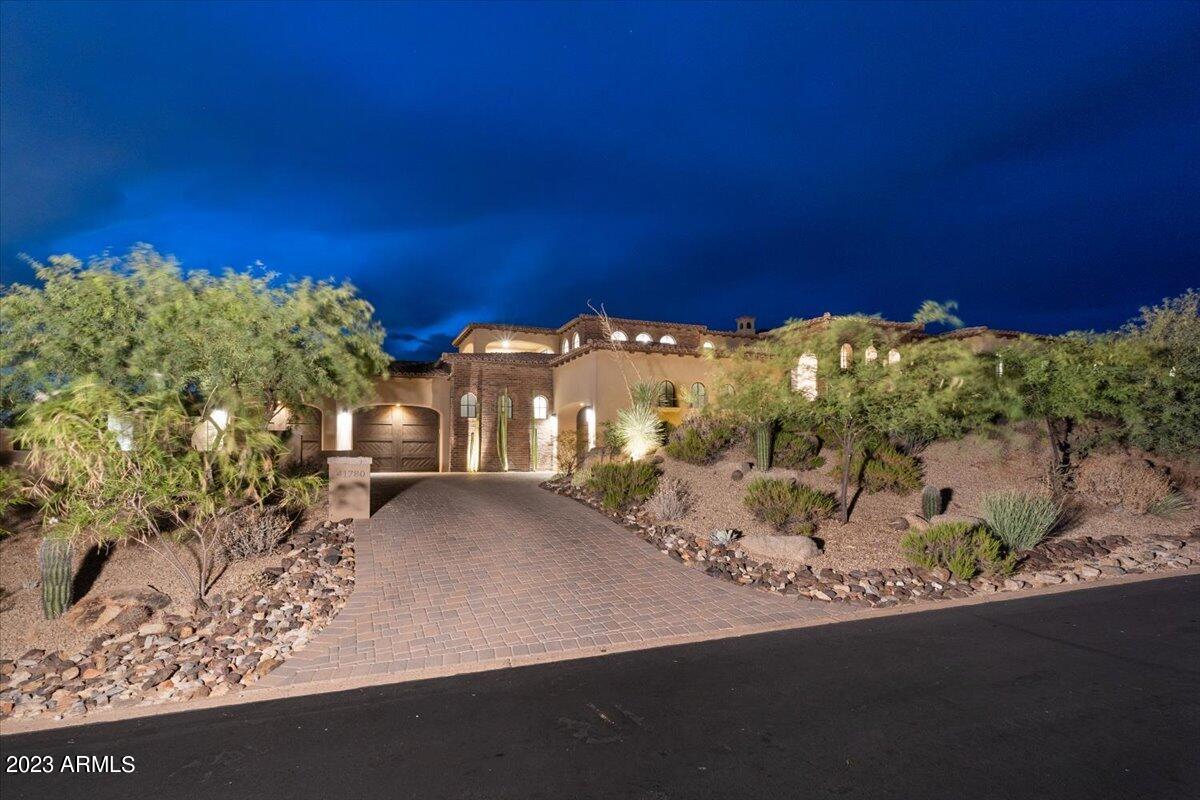DESERT MOUNTAIN - Residential