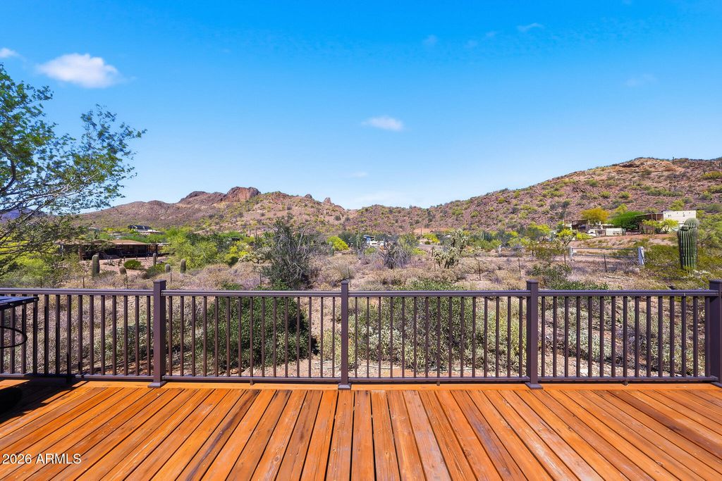 Photo of 636 W Saddle Butte Street, Apache Junction, AZ 85120 (MLS # 6994603)