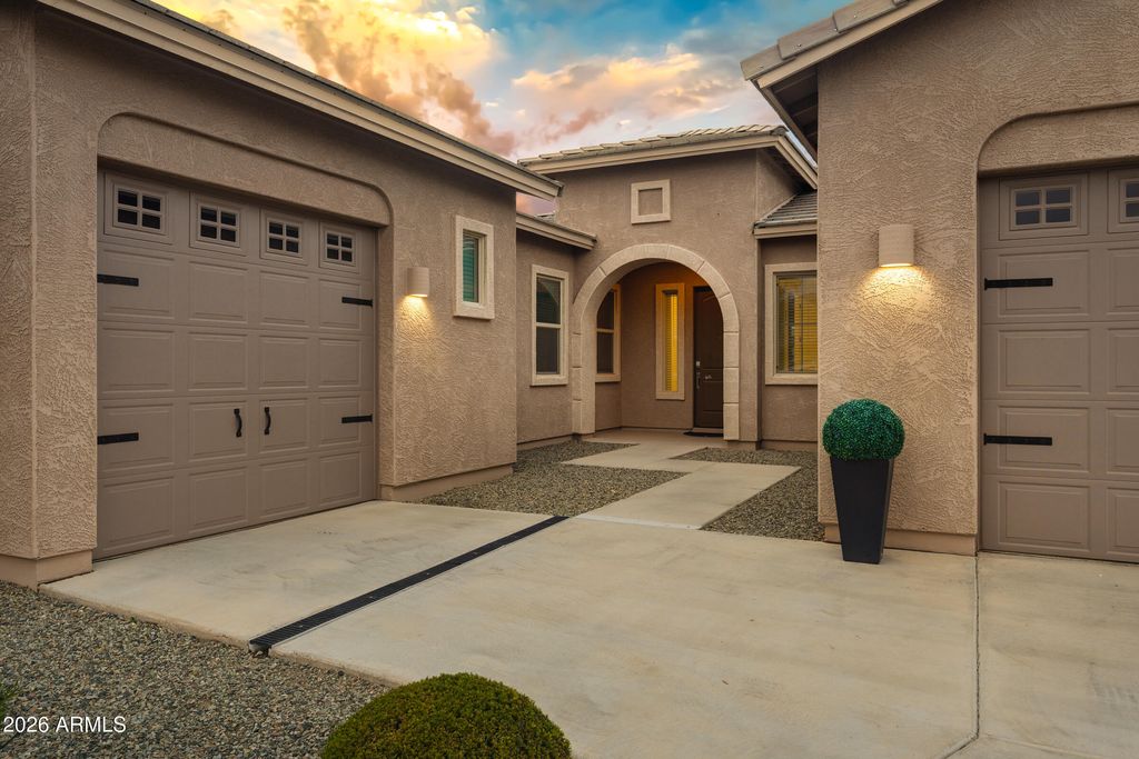 Photo of 21654 E Via De Arboles, Queen Creek, AZ 85142 (MLS # 6974012)
