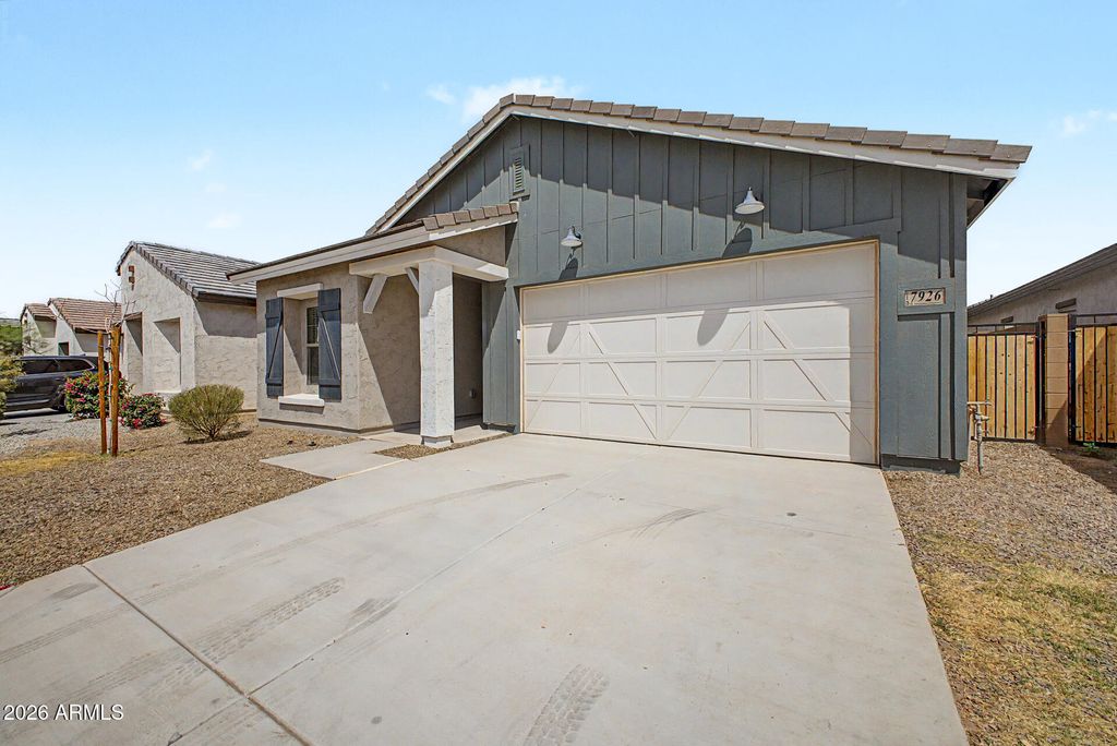 Photo of 7926 W Frier Drive, Glendale, AZ 85303 (MLS # 7018126)