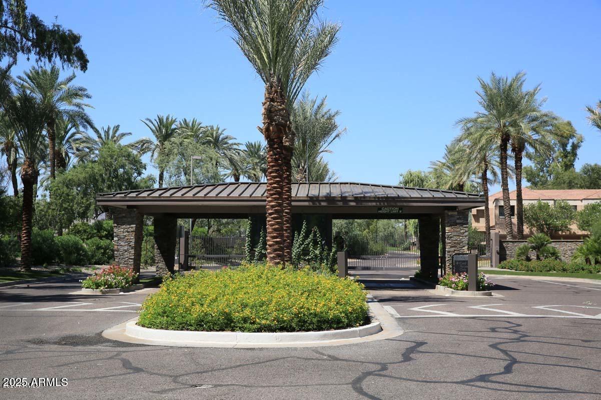 7710 E GAINEY RANCH Road 139