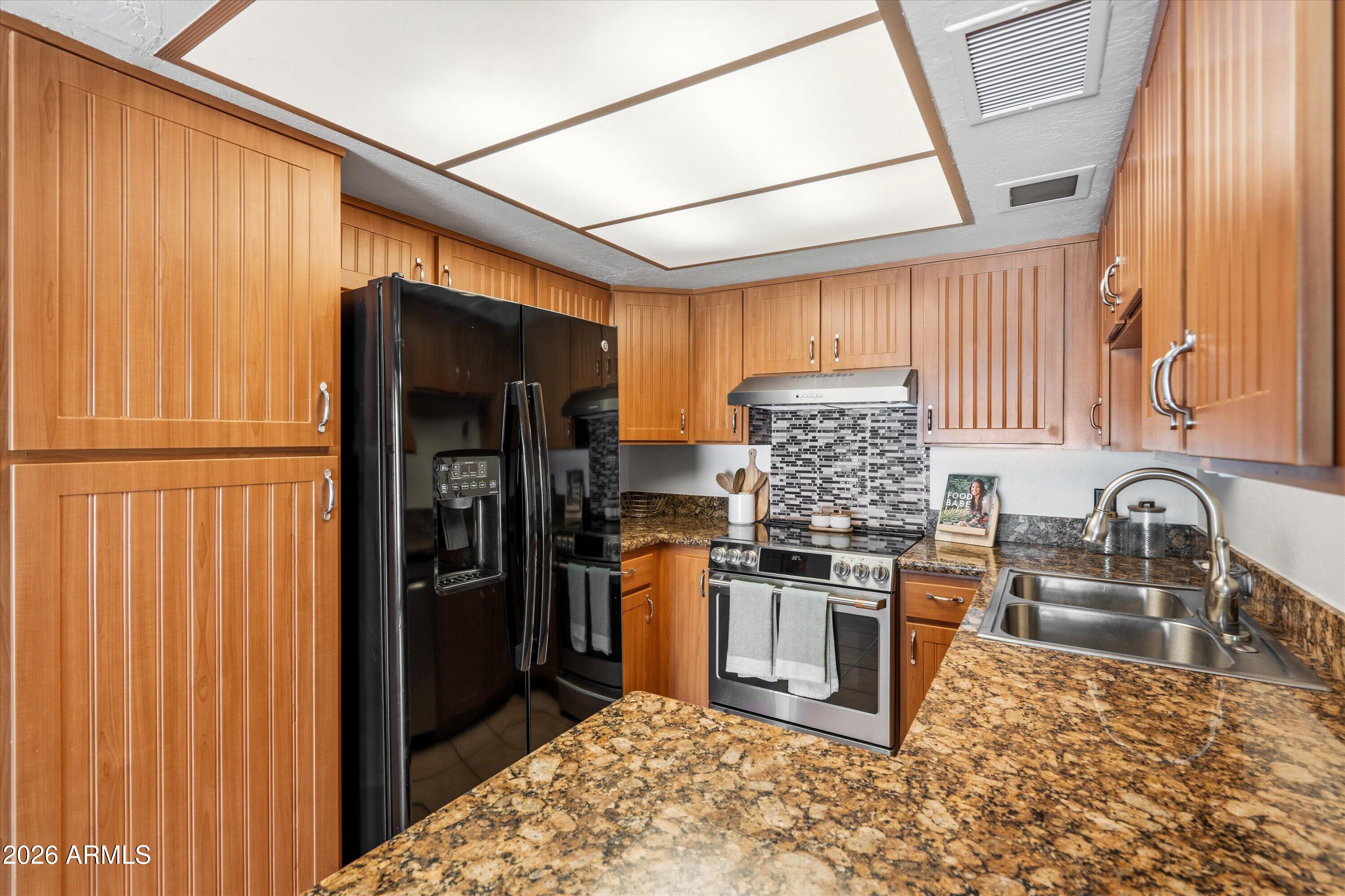 1363 N LOS ALTOS Drive