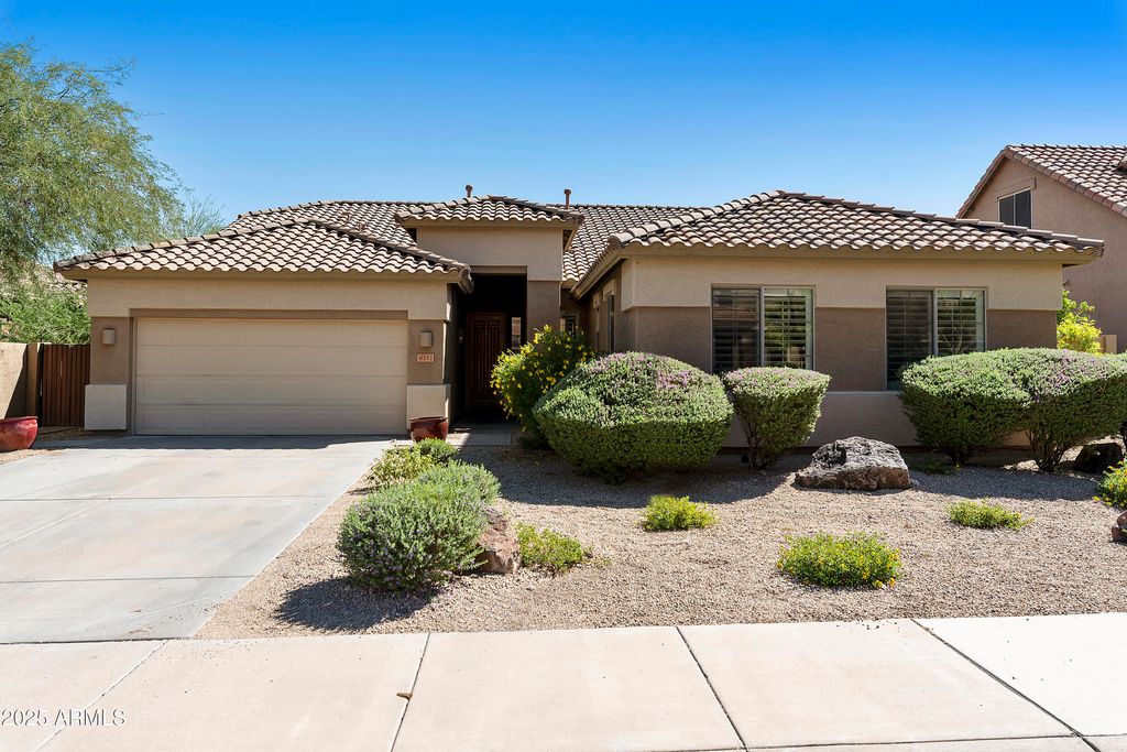 Photo of 8351 W Rosewood Lane, Peoria, AZ 85383 (MLS # 6928405)