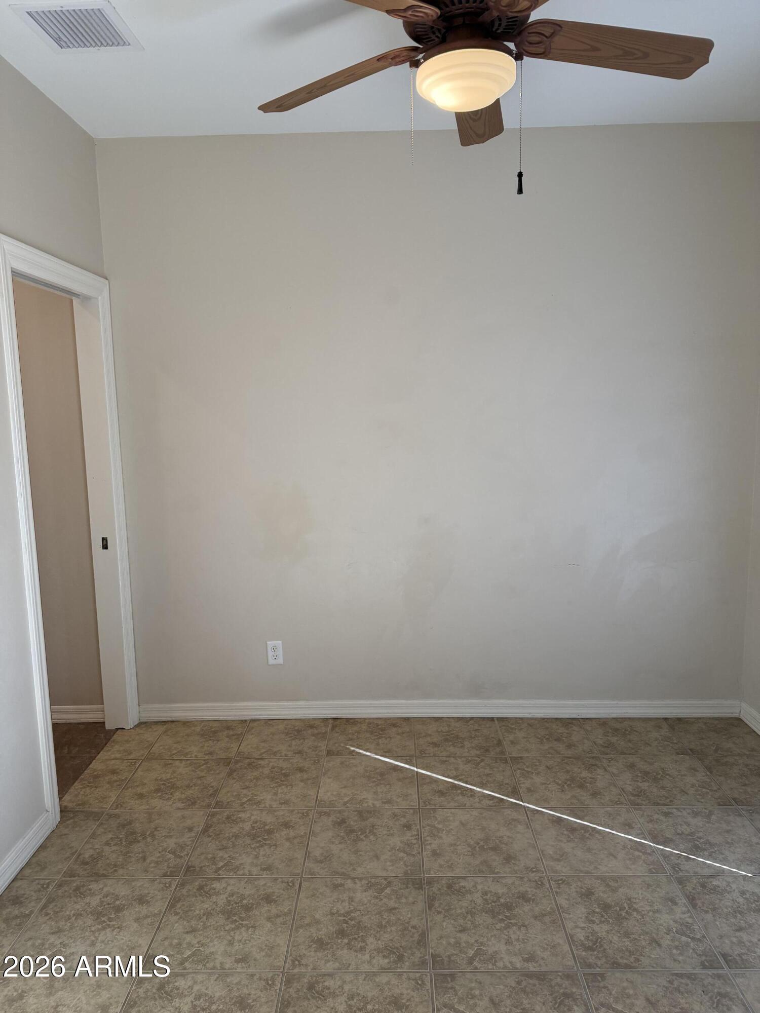 FAIRFIELD ESTATES - Residential Lease
