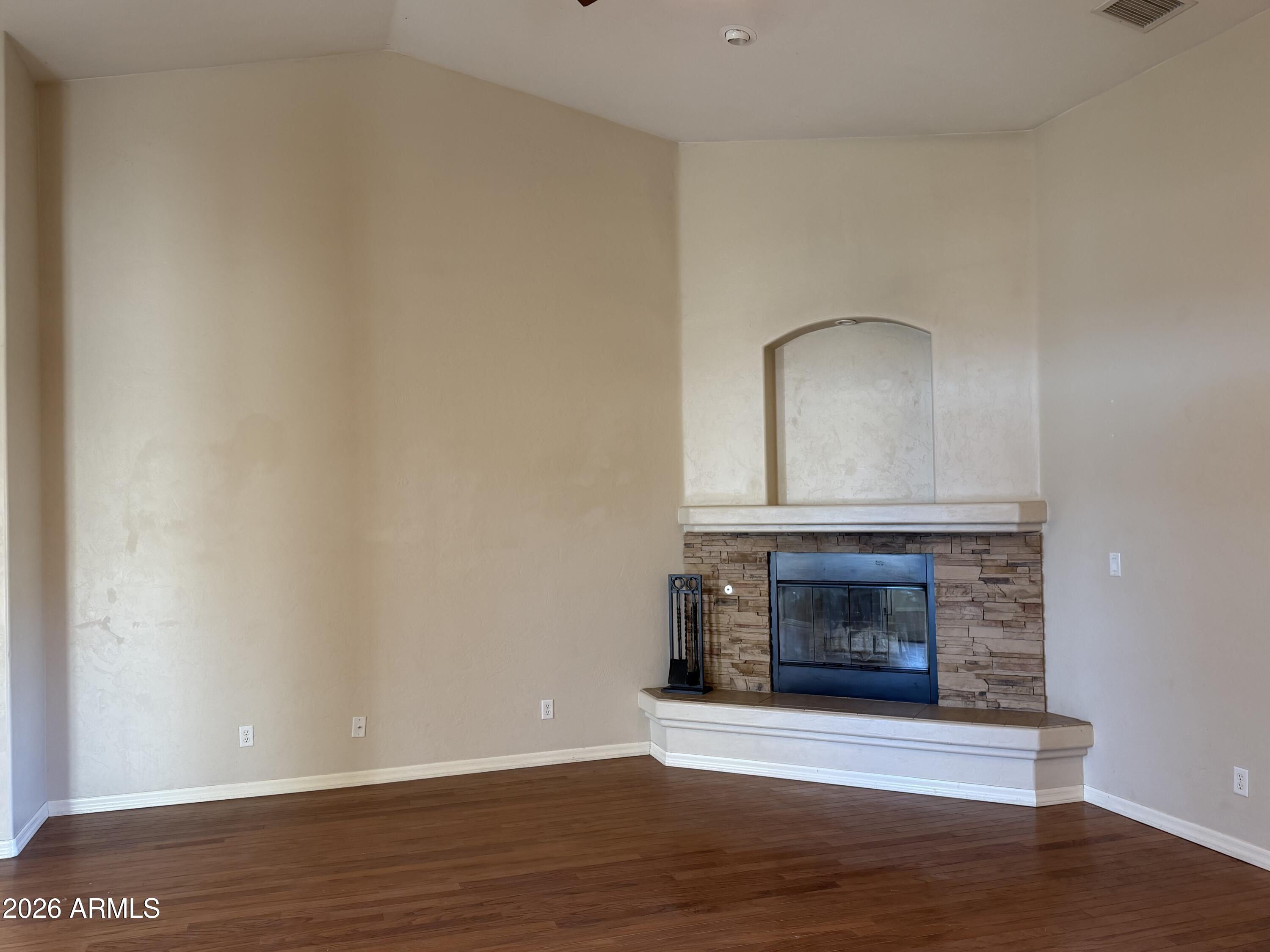 8081 S FAIRFIELD Circle