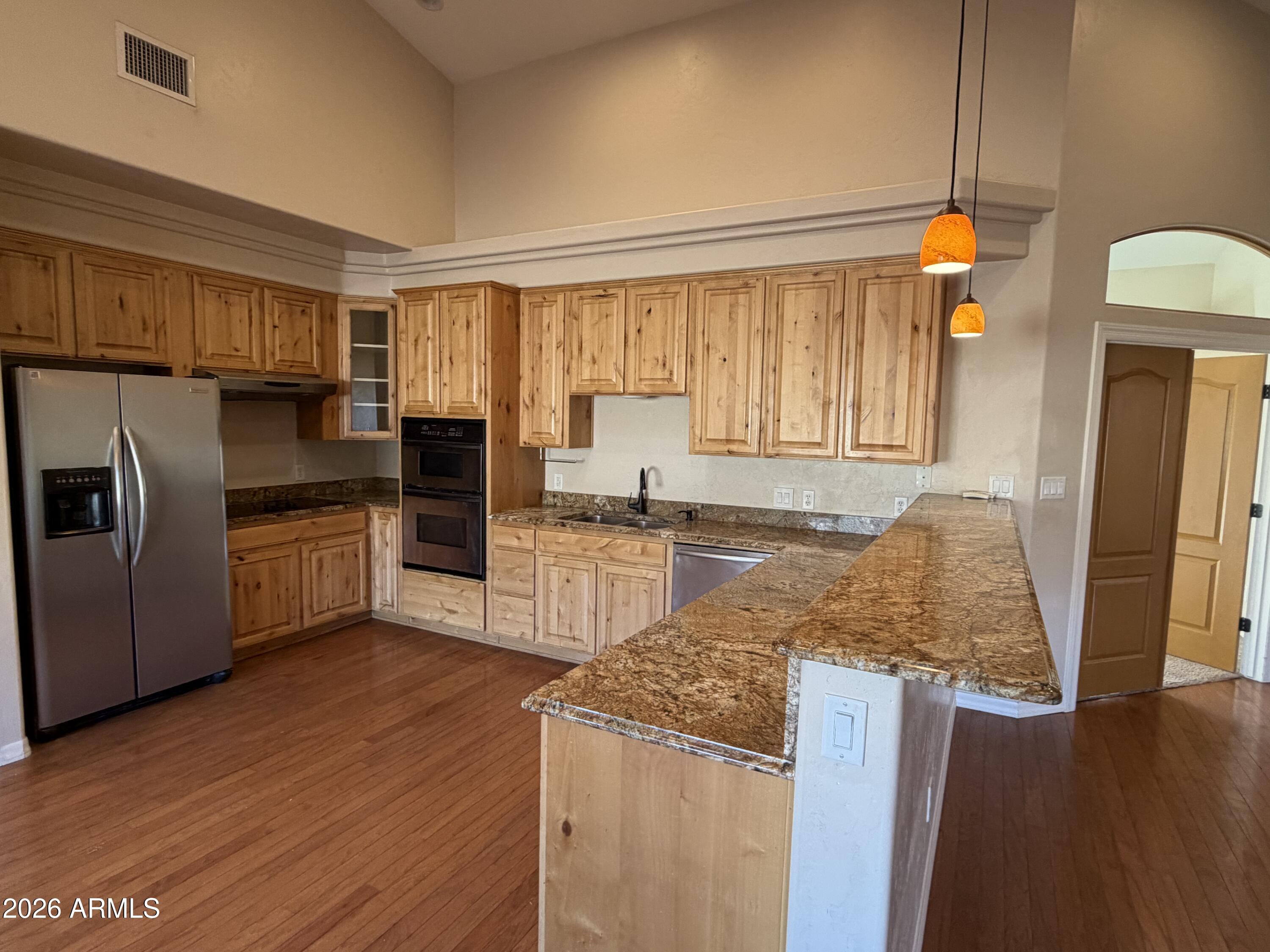 FAIRFIELD ESTATES - Residential Lease