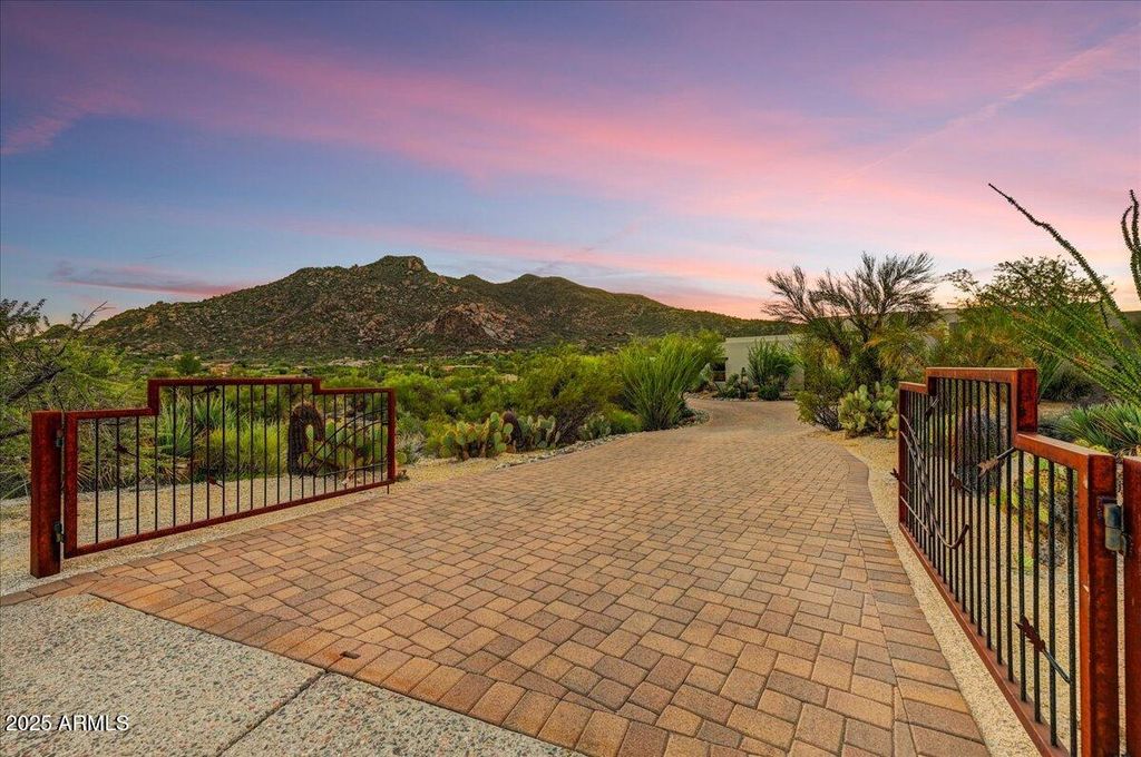 Photo of 37202 N Holiday Lane, Carefree, AZ 85377 (MLS # 6943566)