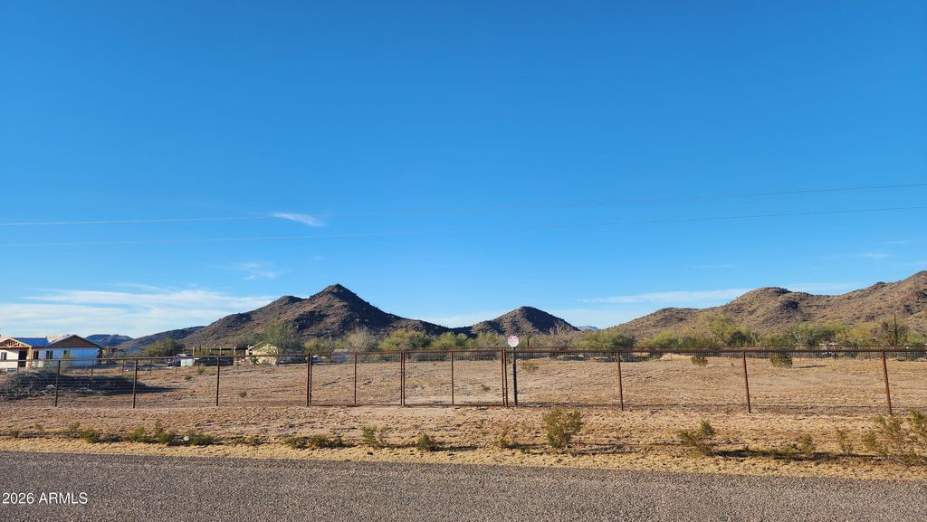 Photo of 55690 W Ivory Road #65, Maricopa, AZ 85139 (MLS # 6990967)