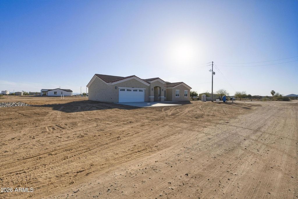 Photo of 33279 W Alta Vista Road, Tonopah, AZ 85354 (MLS # 6982668)