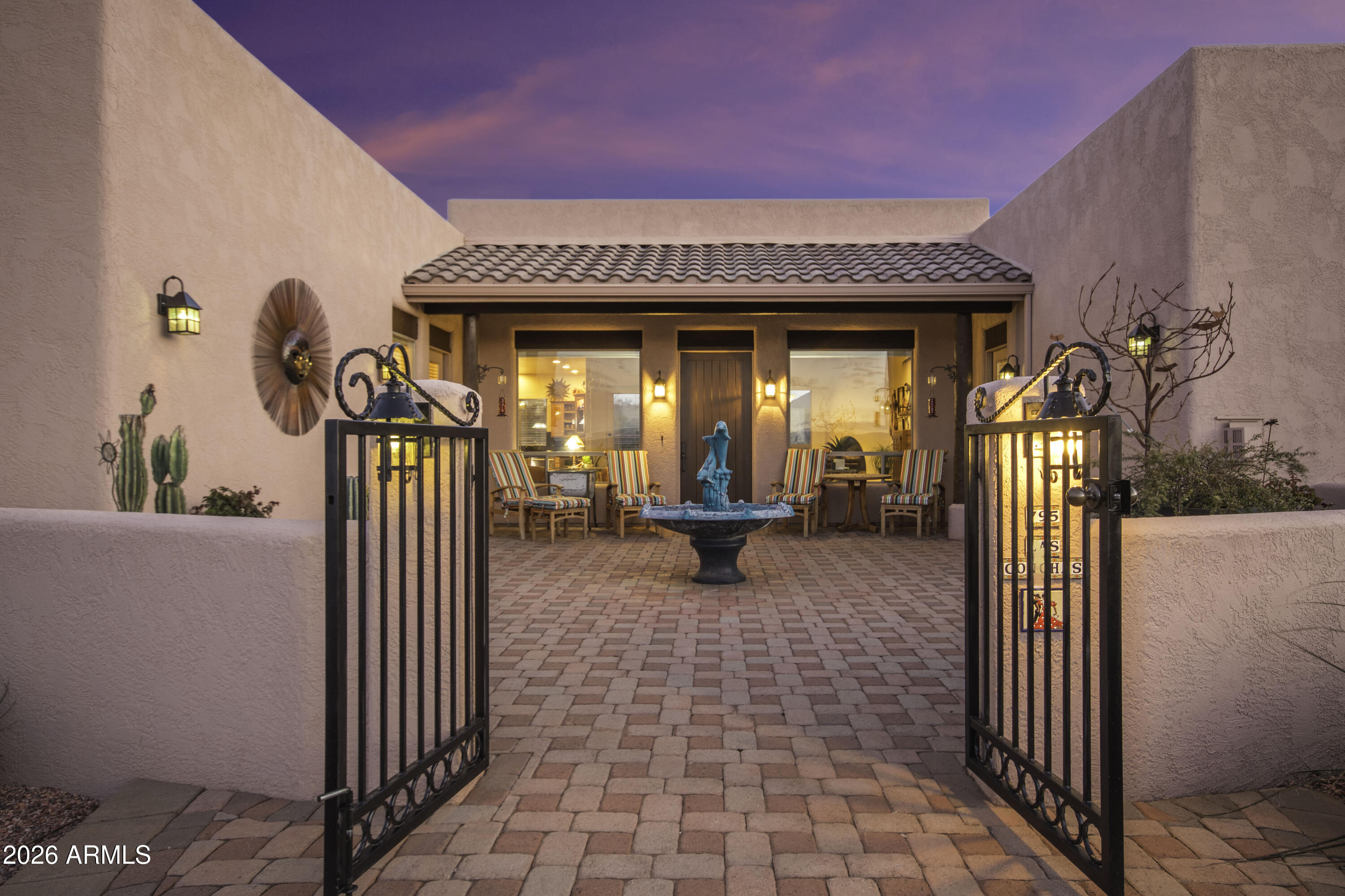 795 E LAS CONCHAS Drive