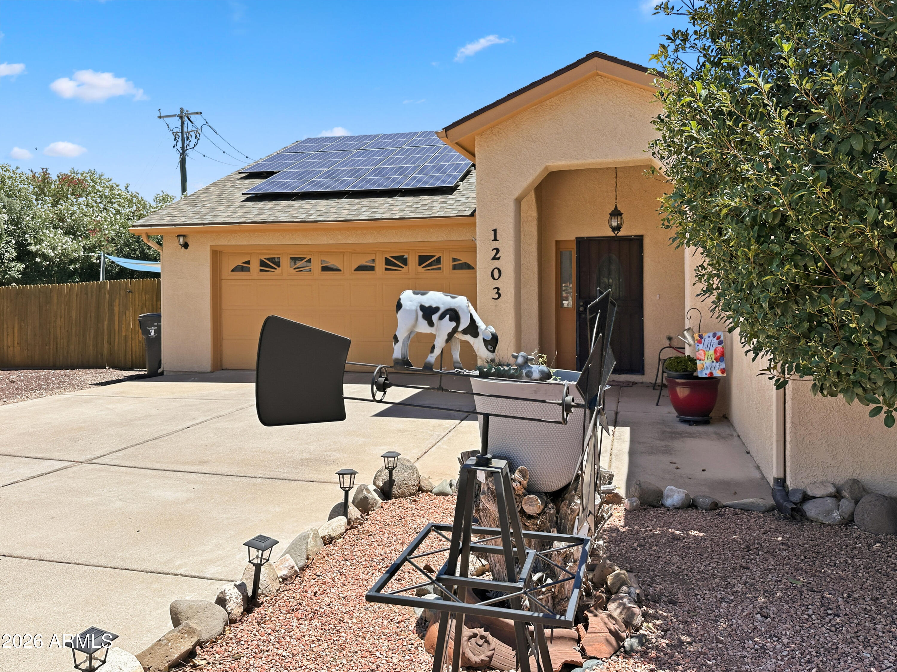1203 S Settlers Circle