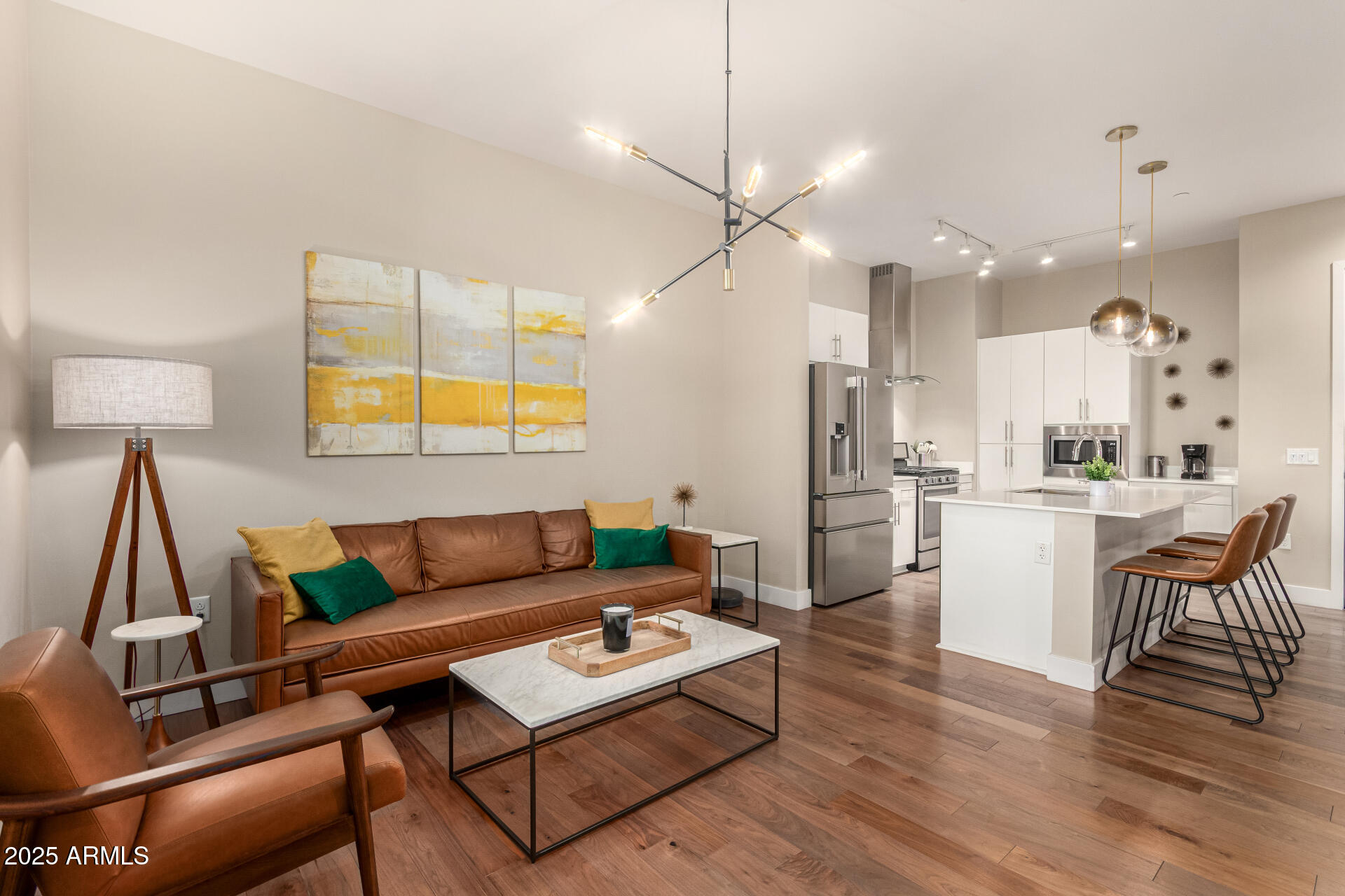 3131 N CENTRAL Avenue 3004