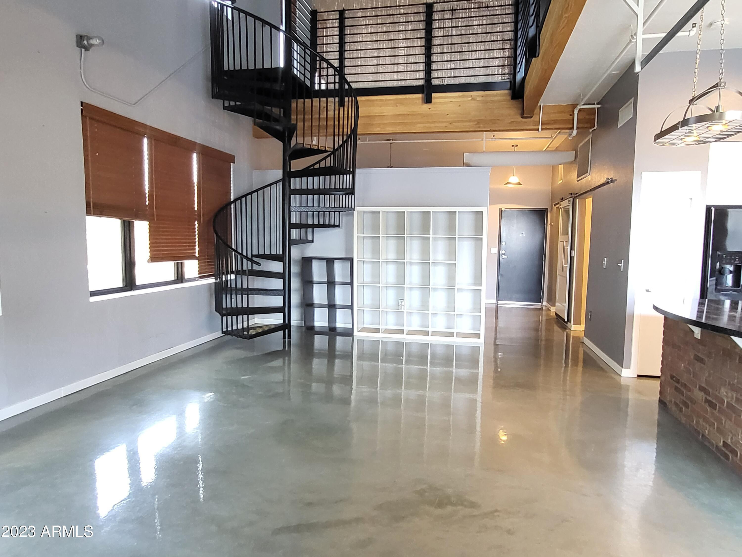 914 E Osborn Road Unit 218