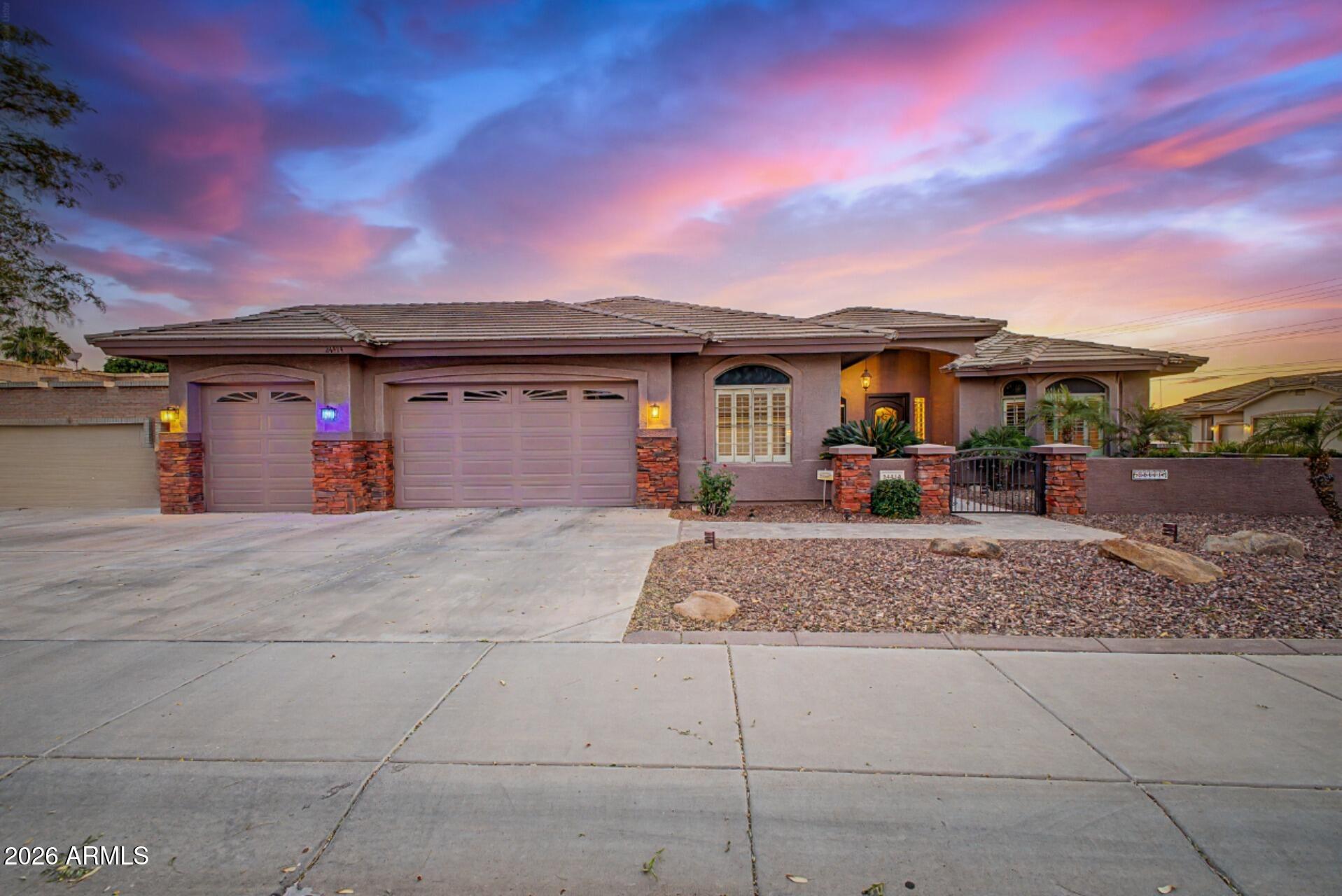 J J RANCH - Residential