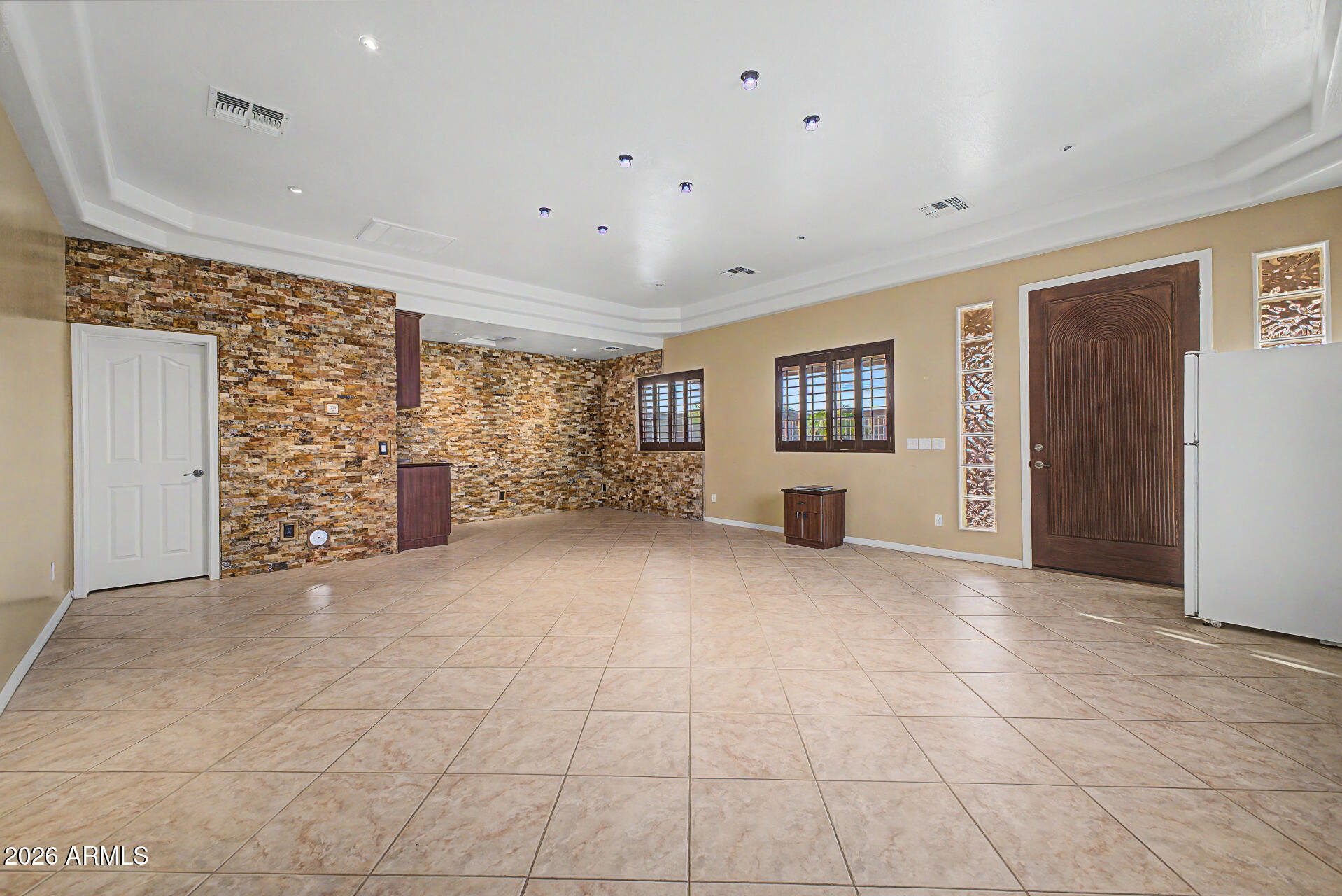 J J RANCH - Residential