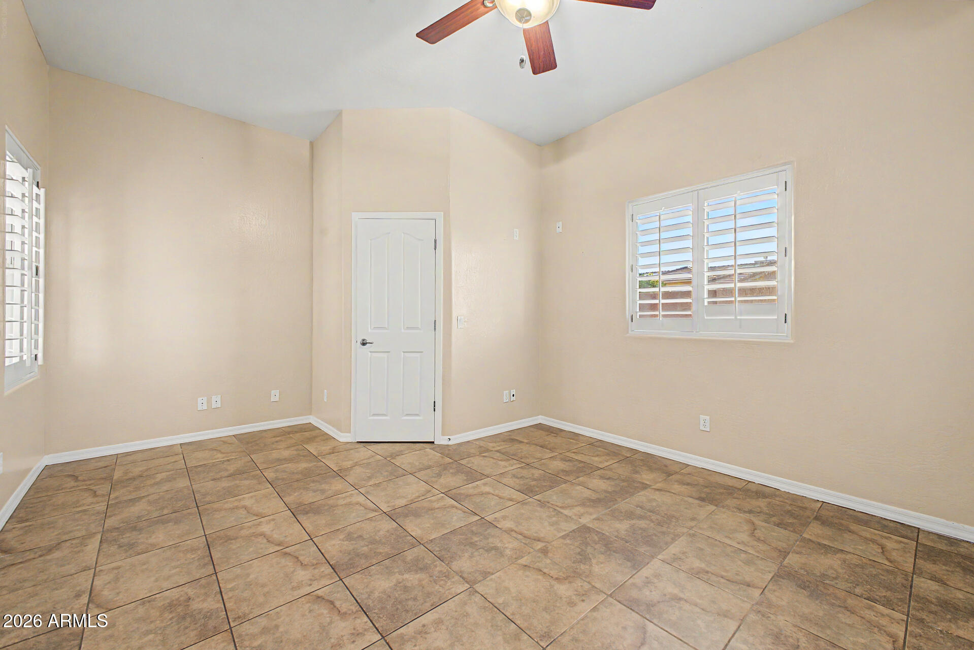 J J RANCH - Residential