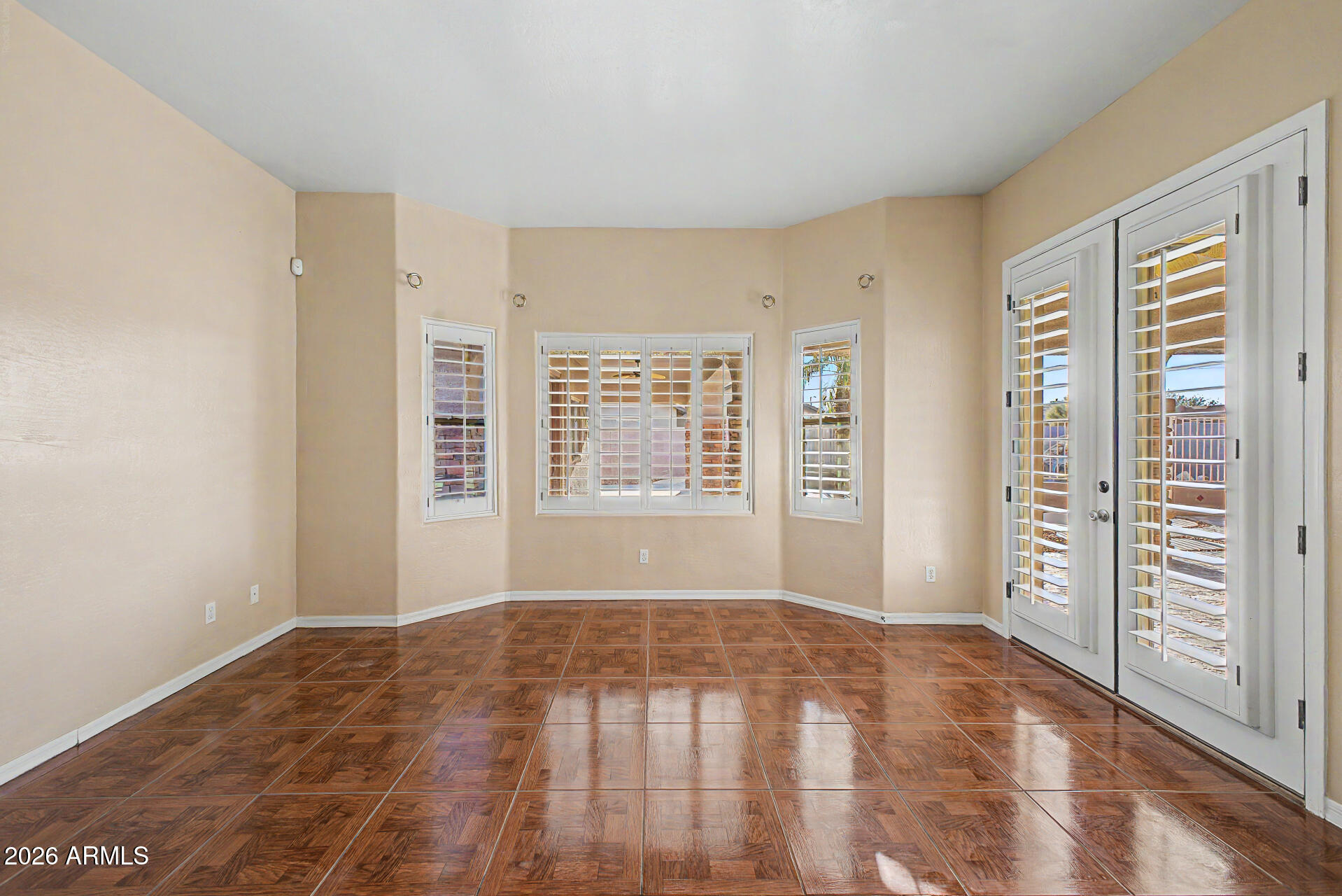 J J RANCH - Residential