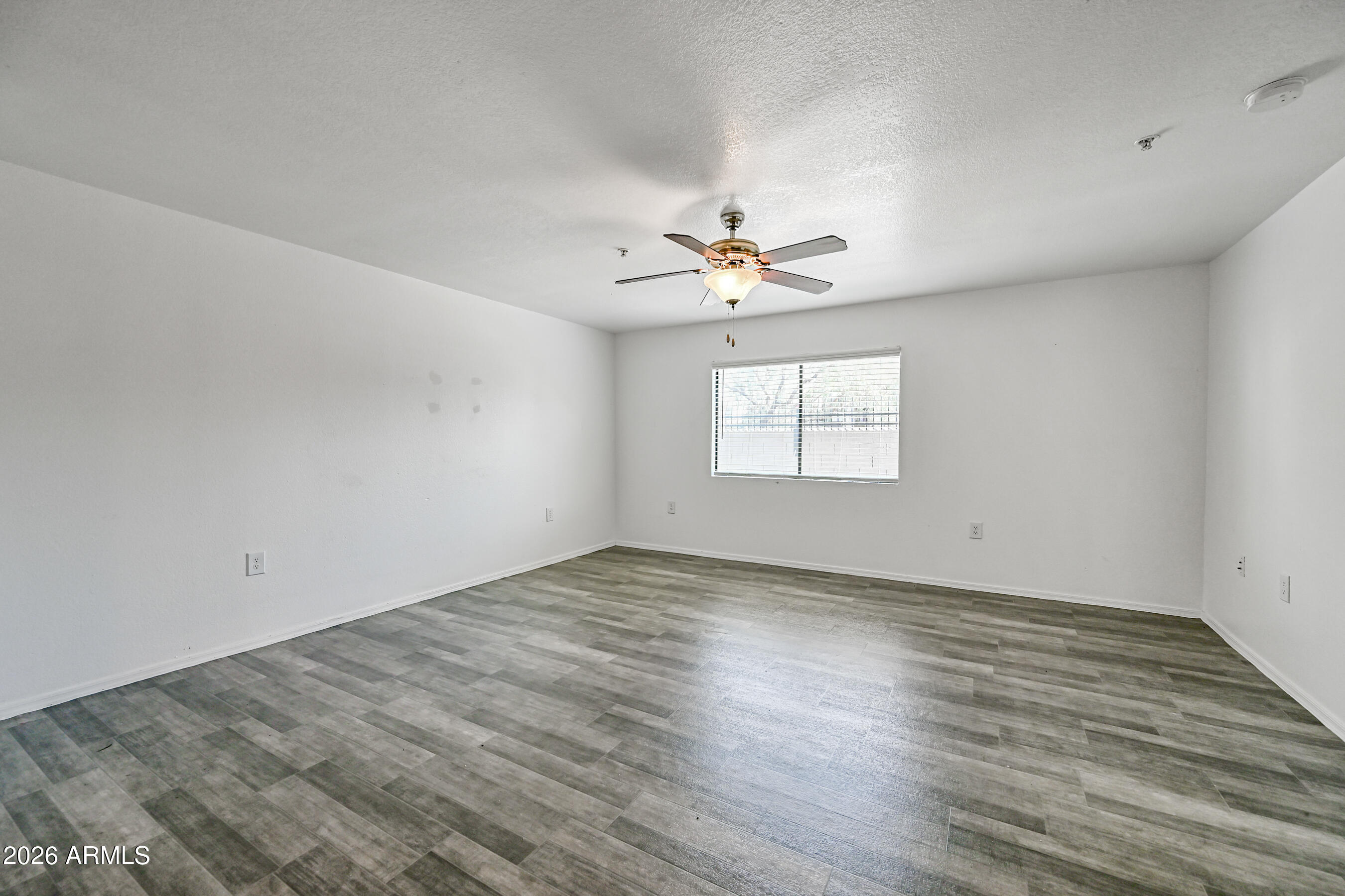 3065 N 67TH Avenue 120