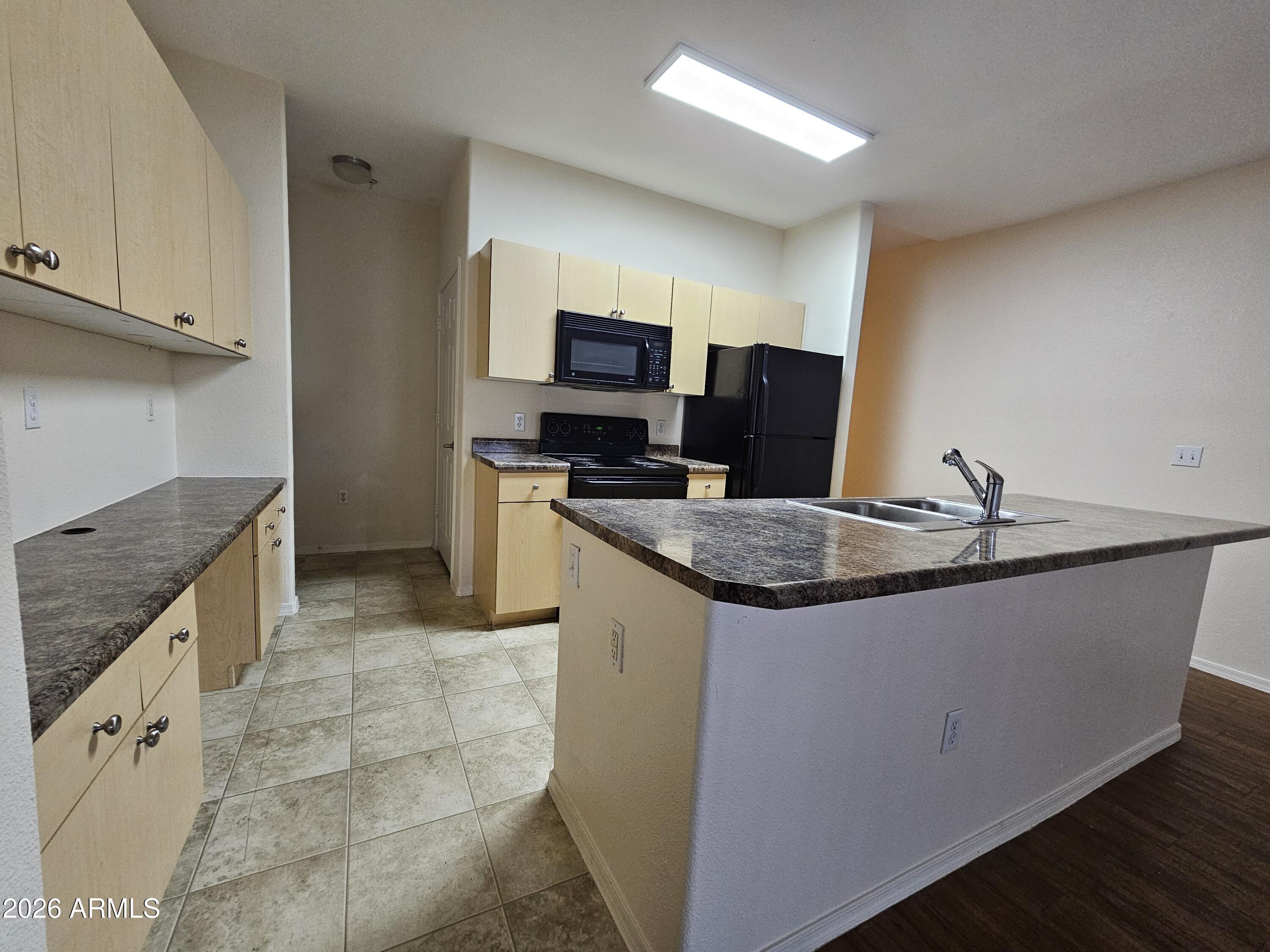 18416 N CAVE CREEK Road 1041