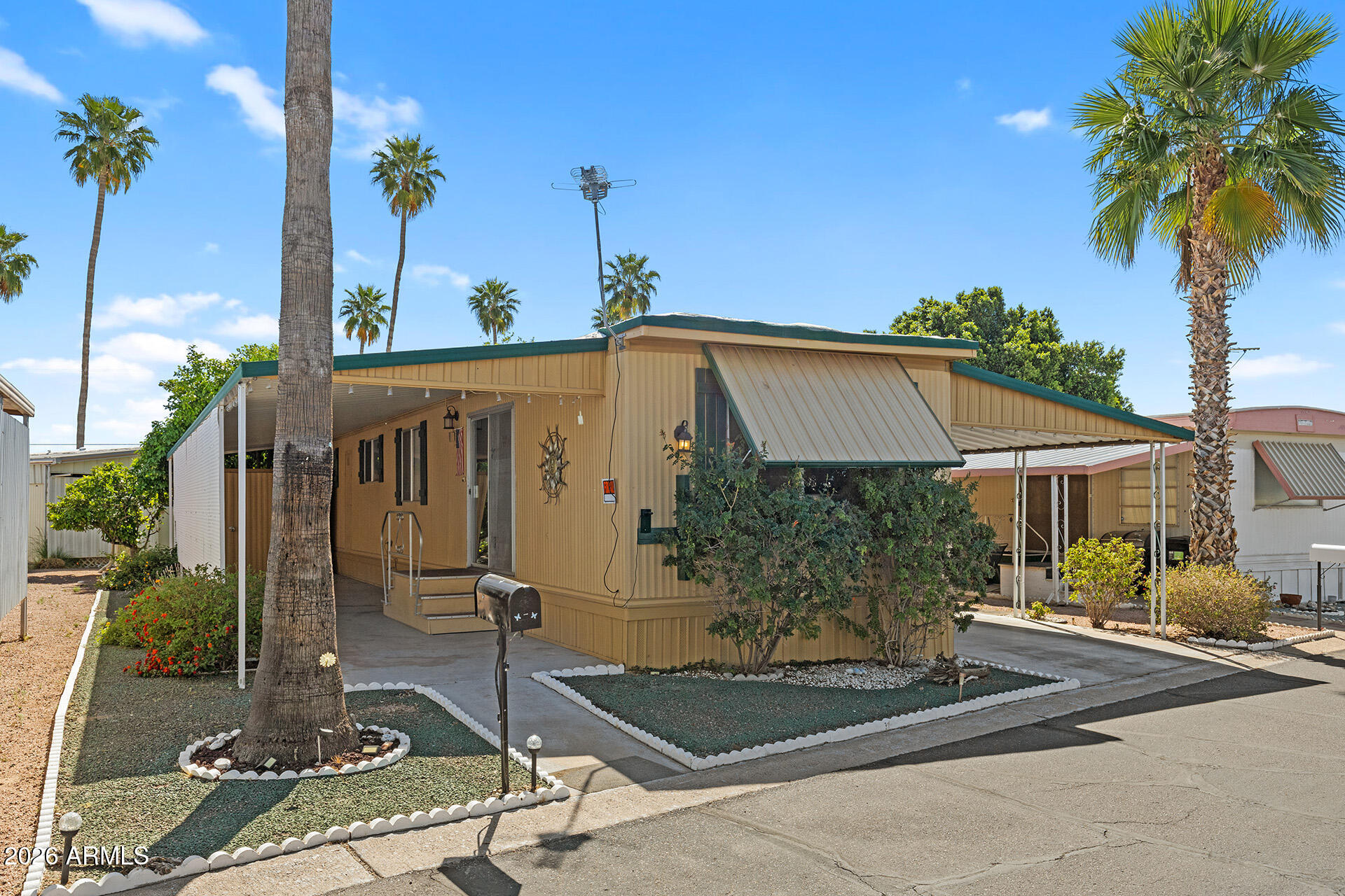 10540 E APACHE Trail 151