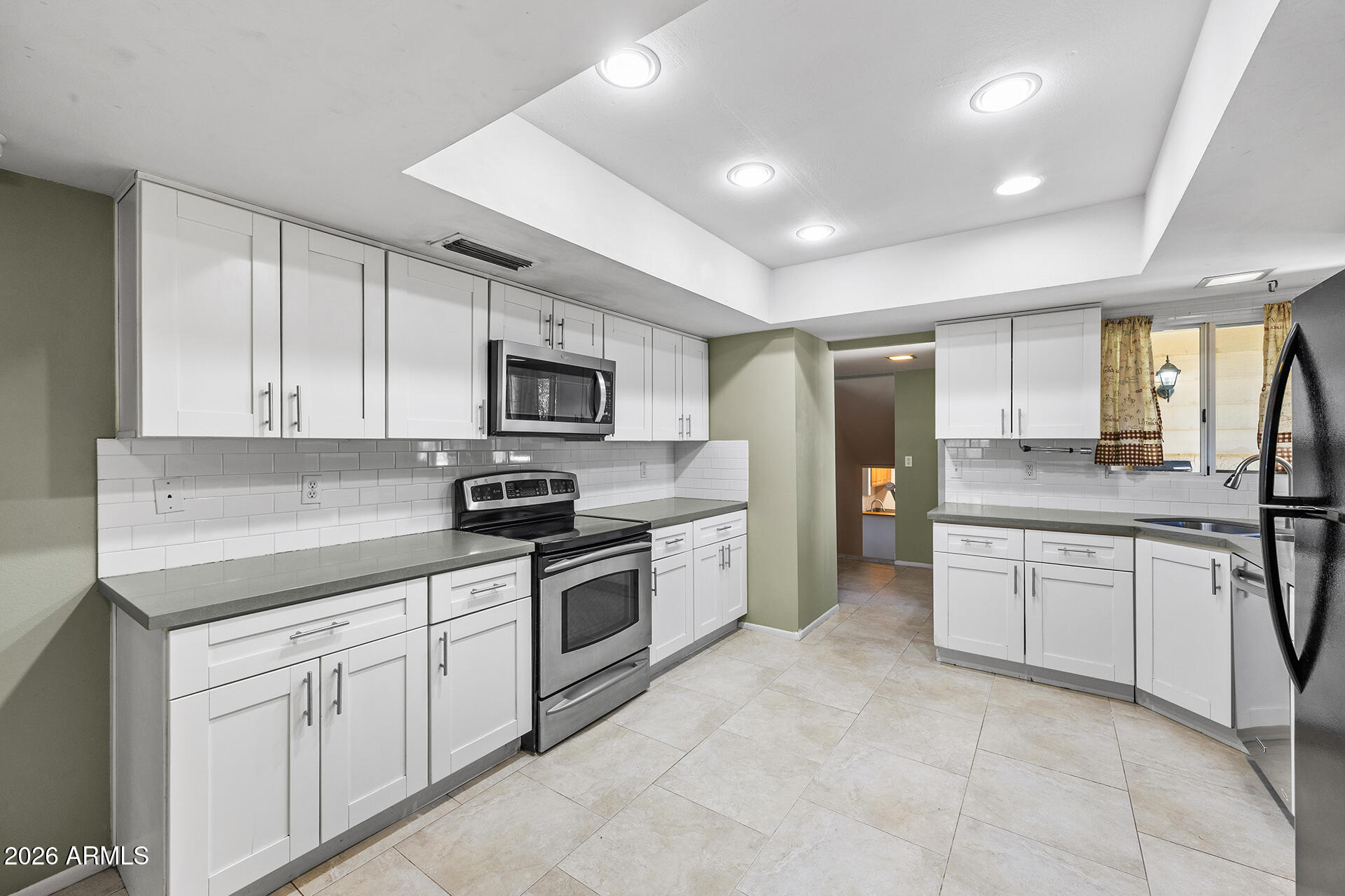 6420 N 86TH Street