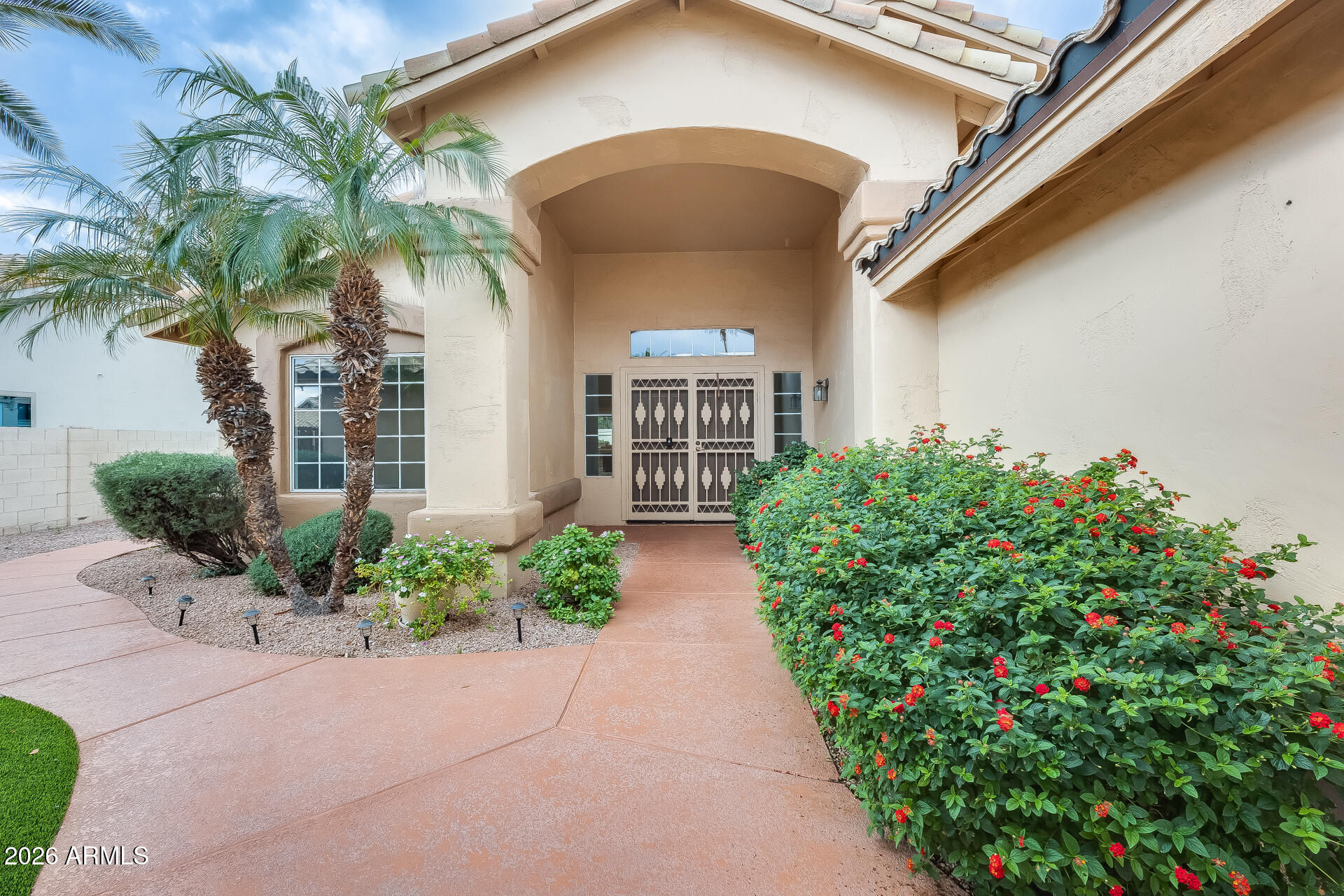 17454 N Rainbow Circle