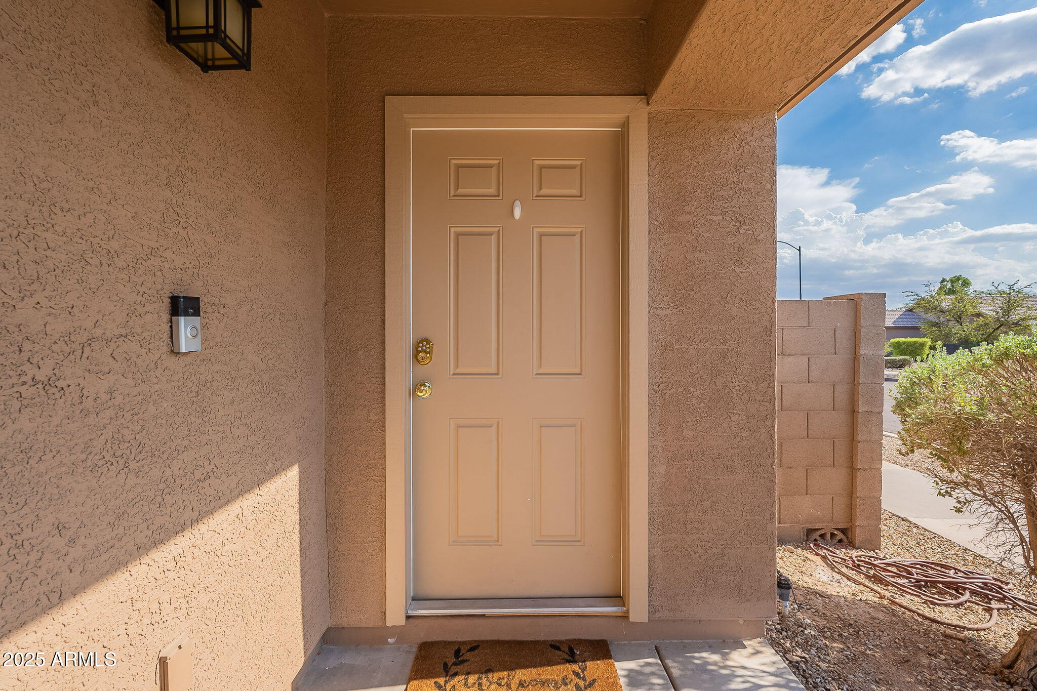 17189 W MOHAVE Street