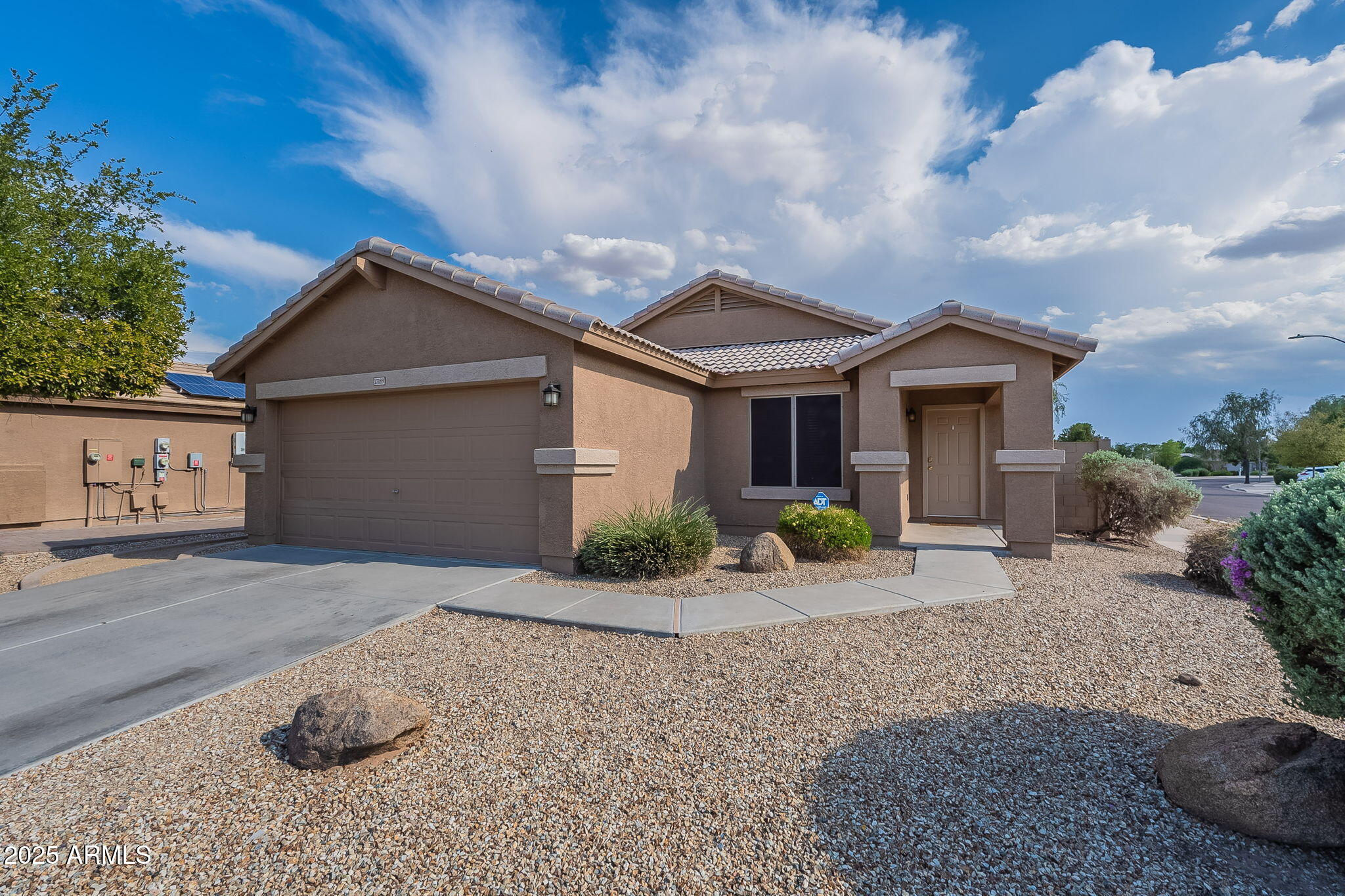 17189 W MOHAVE Street