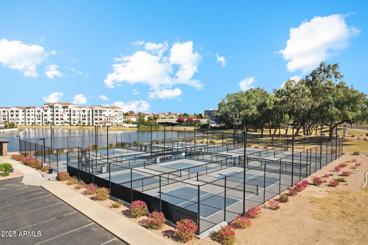 1777 W OCOTILLO Road 29