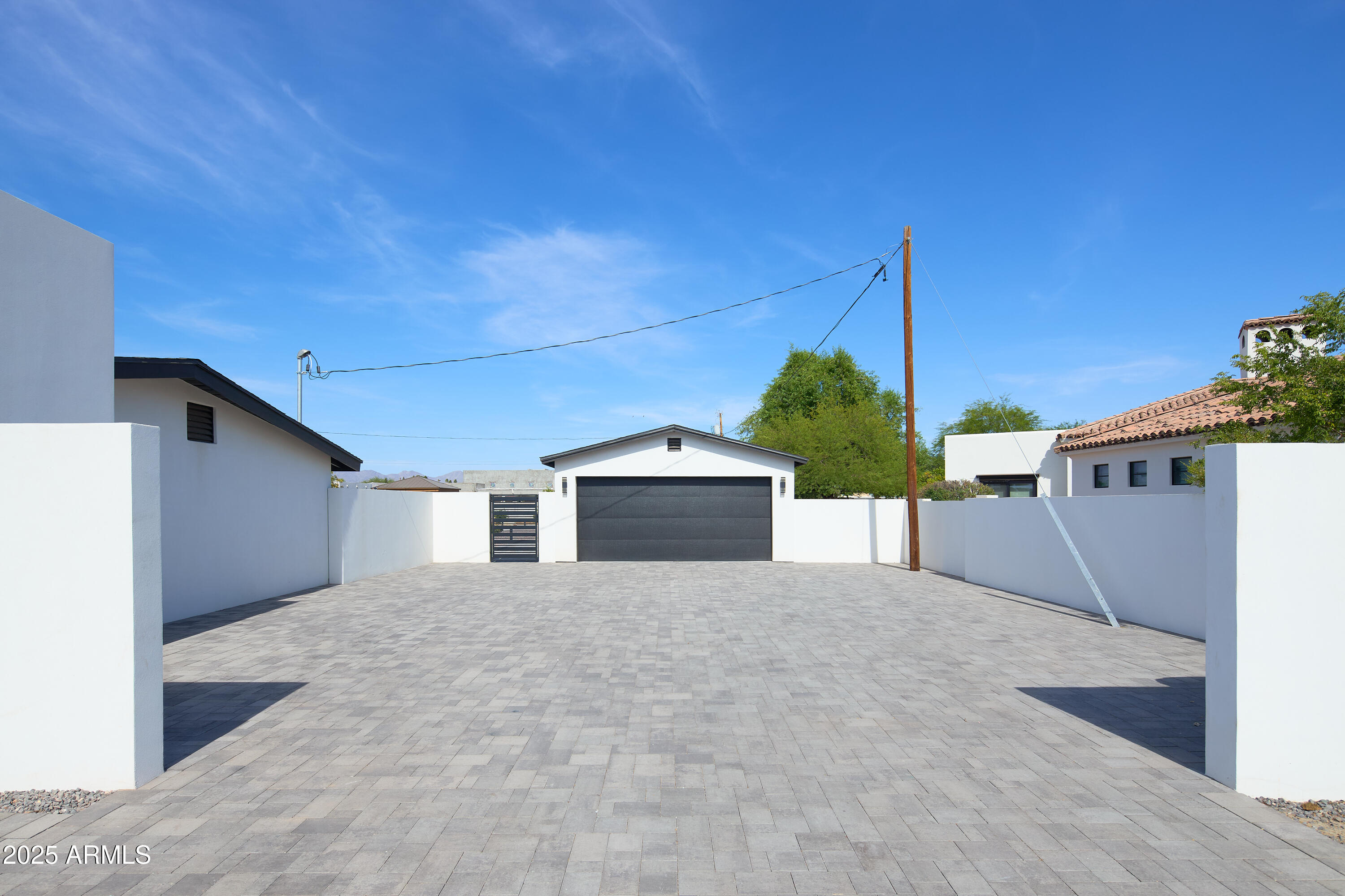 11601 N 64TH Place