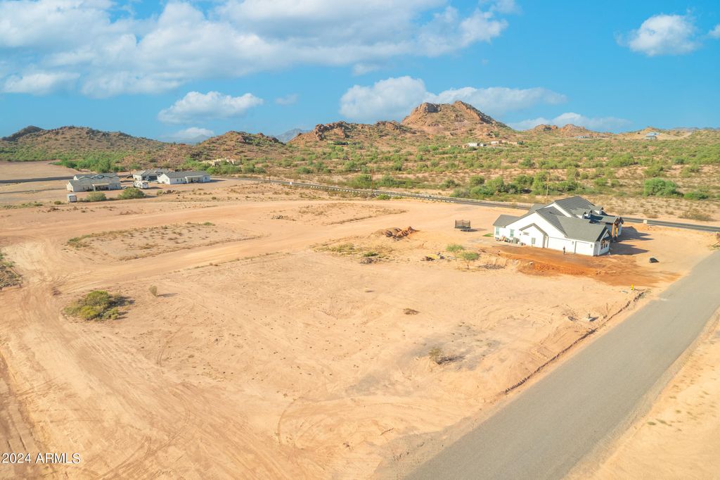 Photo of O W Town Lane #G, San Tan Valley, AZ 85143 (MLS # 6768057)