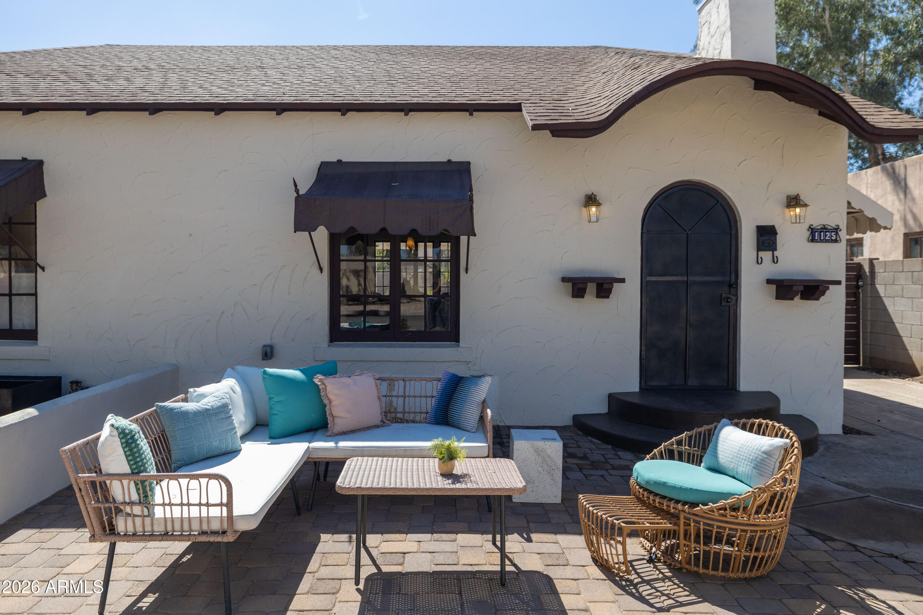 1125 W LATHAM Street