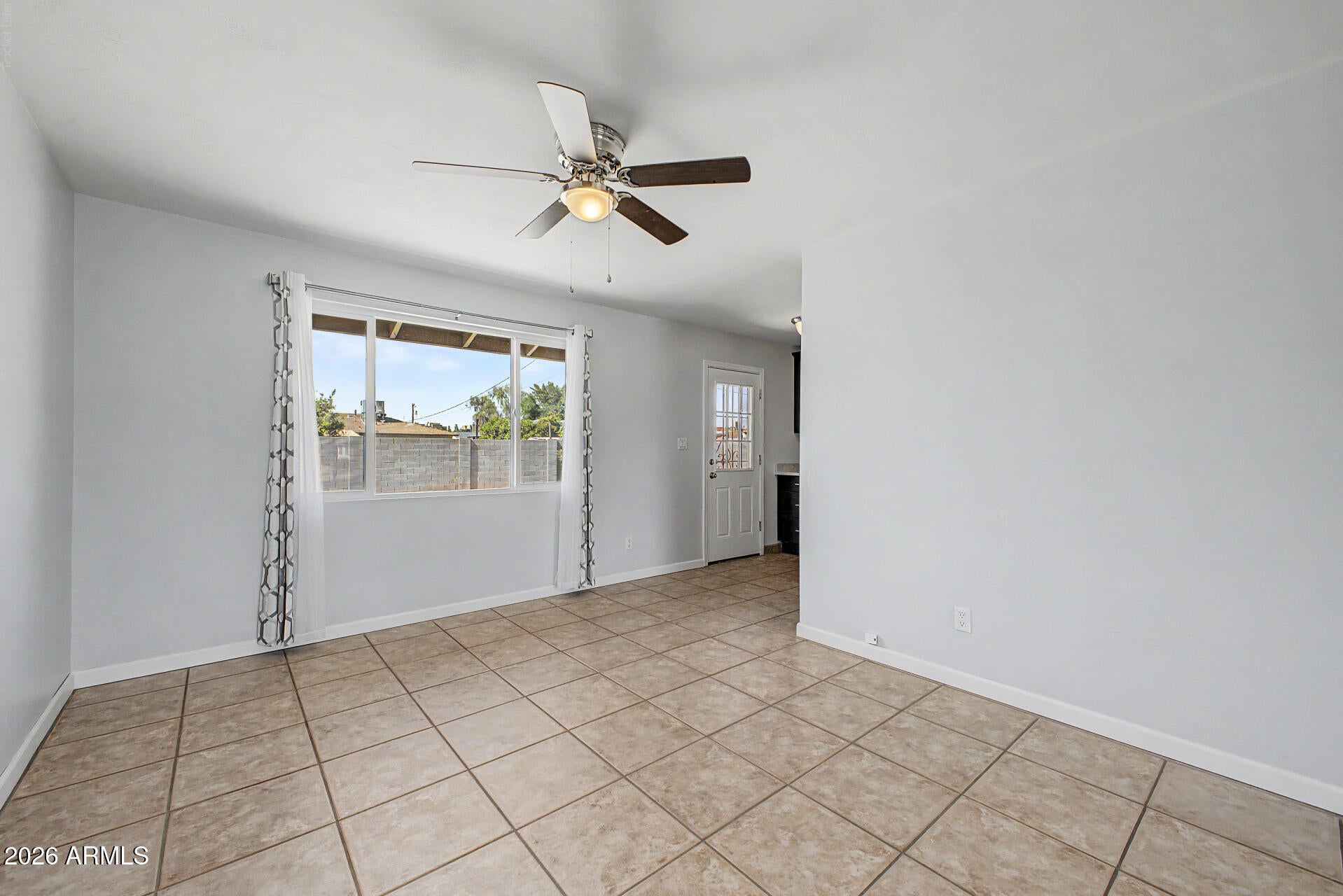 1332 W 7TH Street