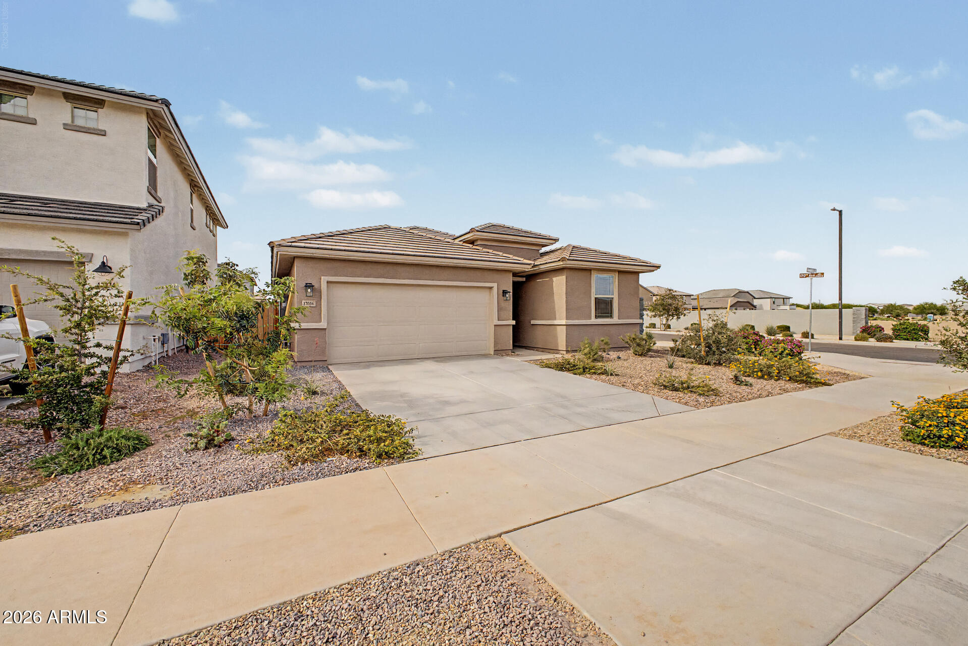 17016 W CAVEDALE Drive