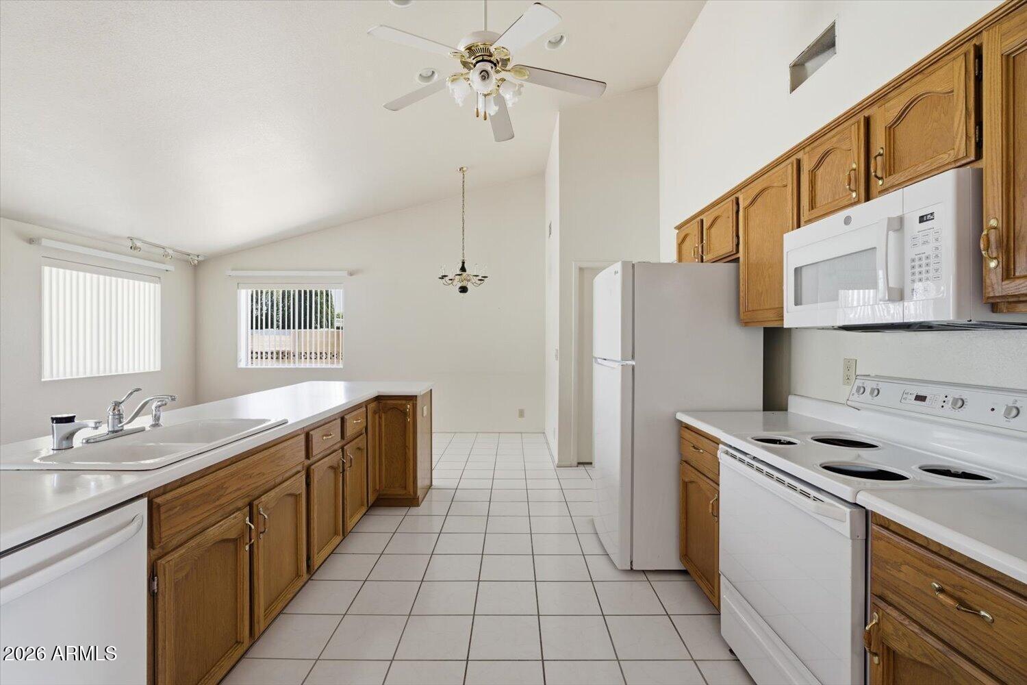 SUNLAND VILLAGE EAST 3 - Residential