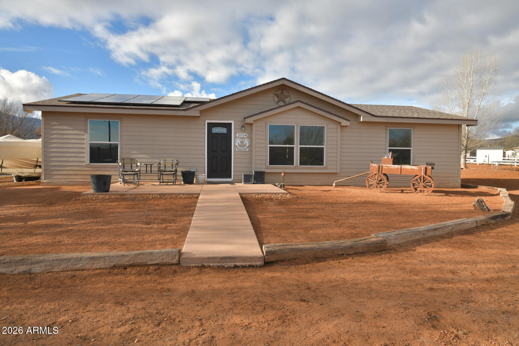 2054 S SCHAEFFER Lane