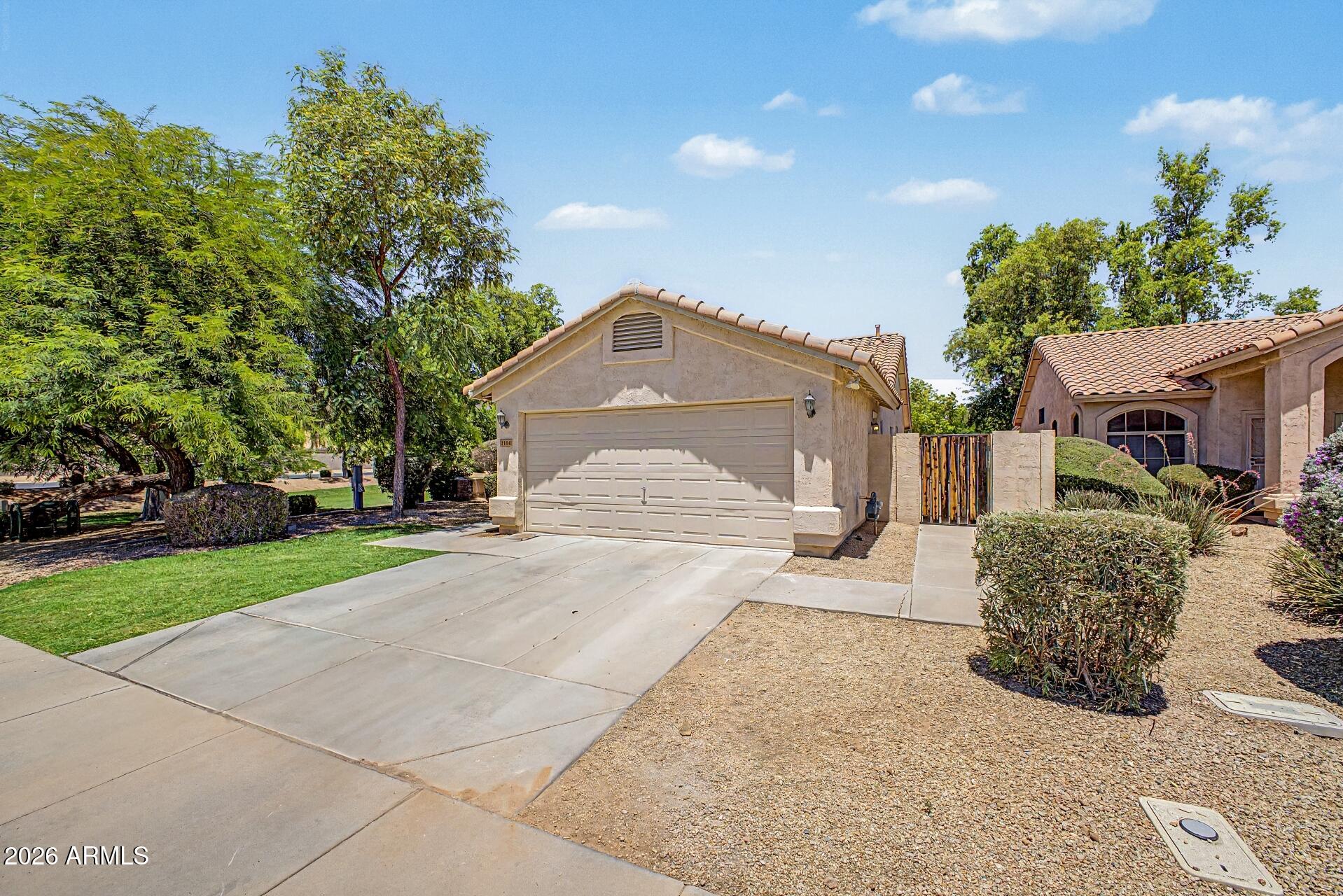 1184 W FLAMINGO Court