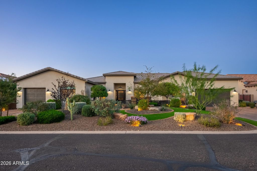 Photo of 6508 W Avenida Del Sol, Glendale, AZ 85310 (MLS # 6984917)