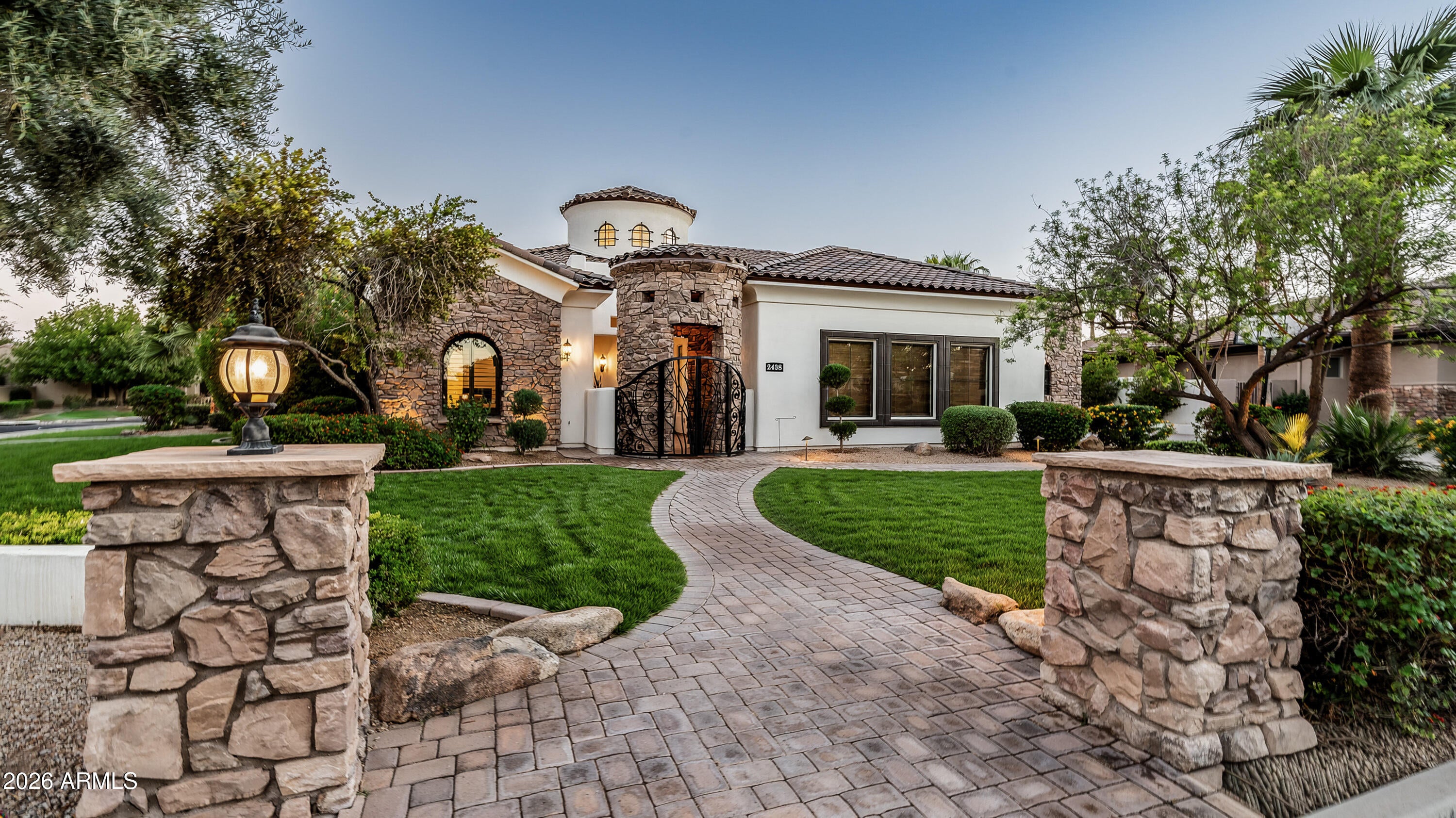 2438 S PEACOCK Place