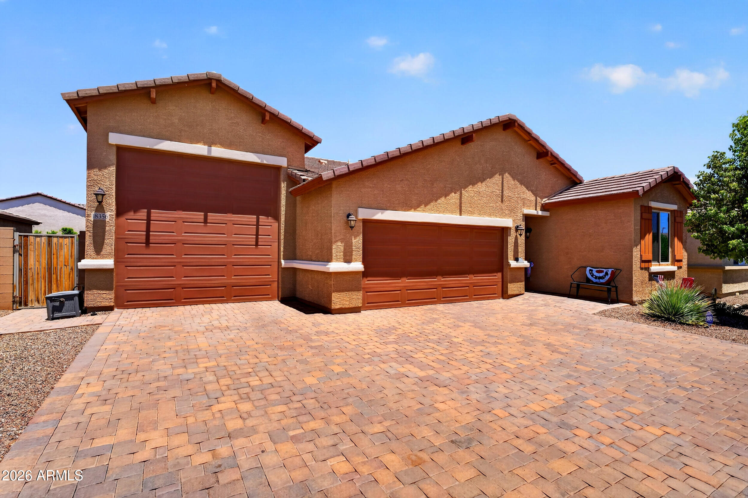 18356 W FOOTHILL Drive
