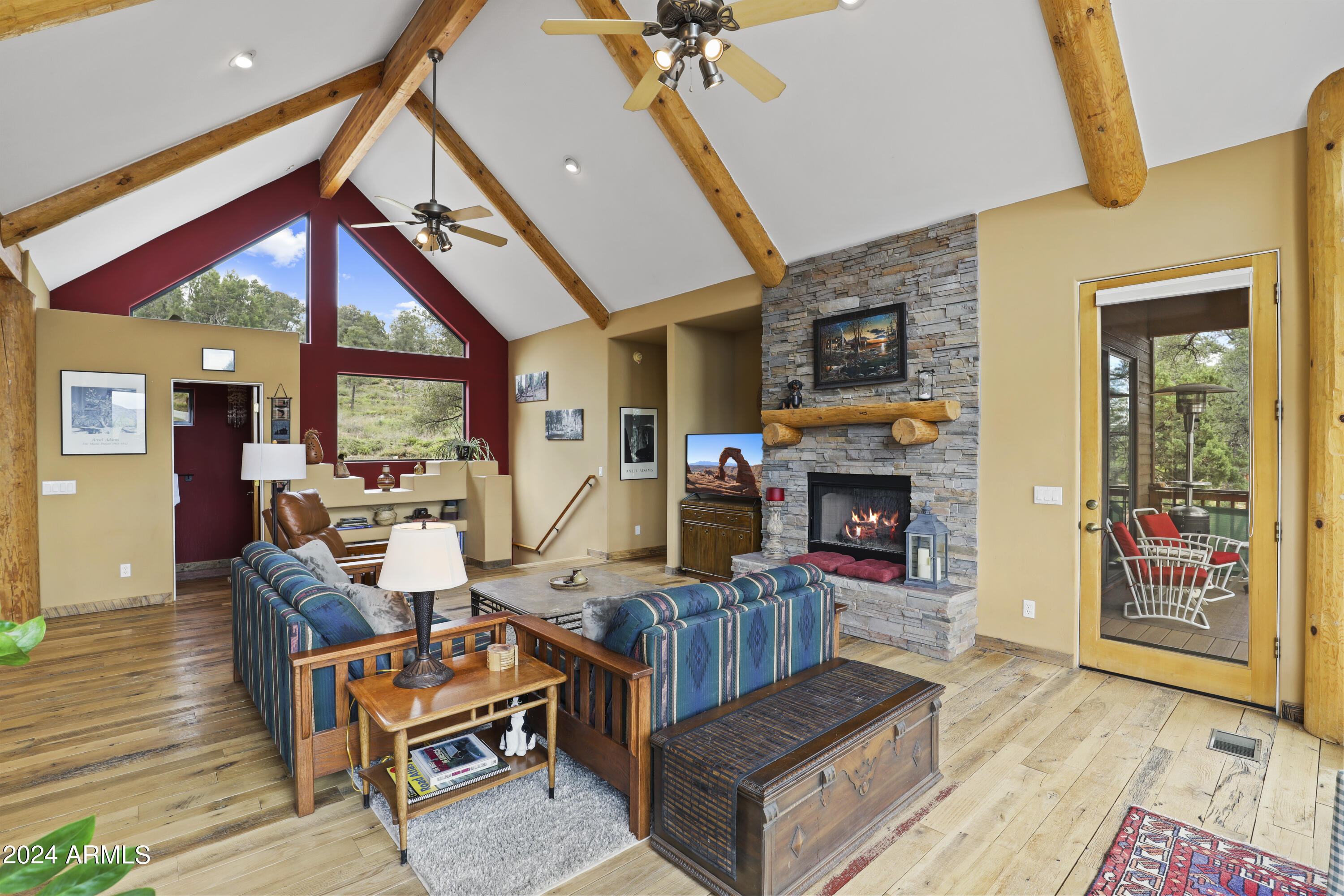1113 N SCENIC Drive